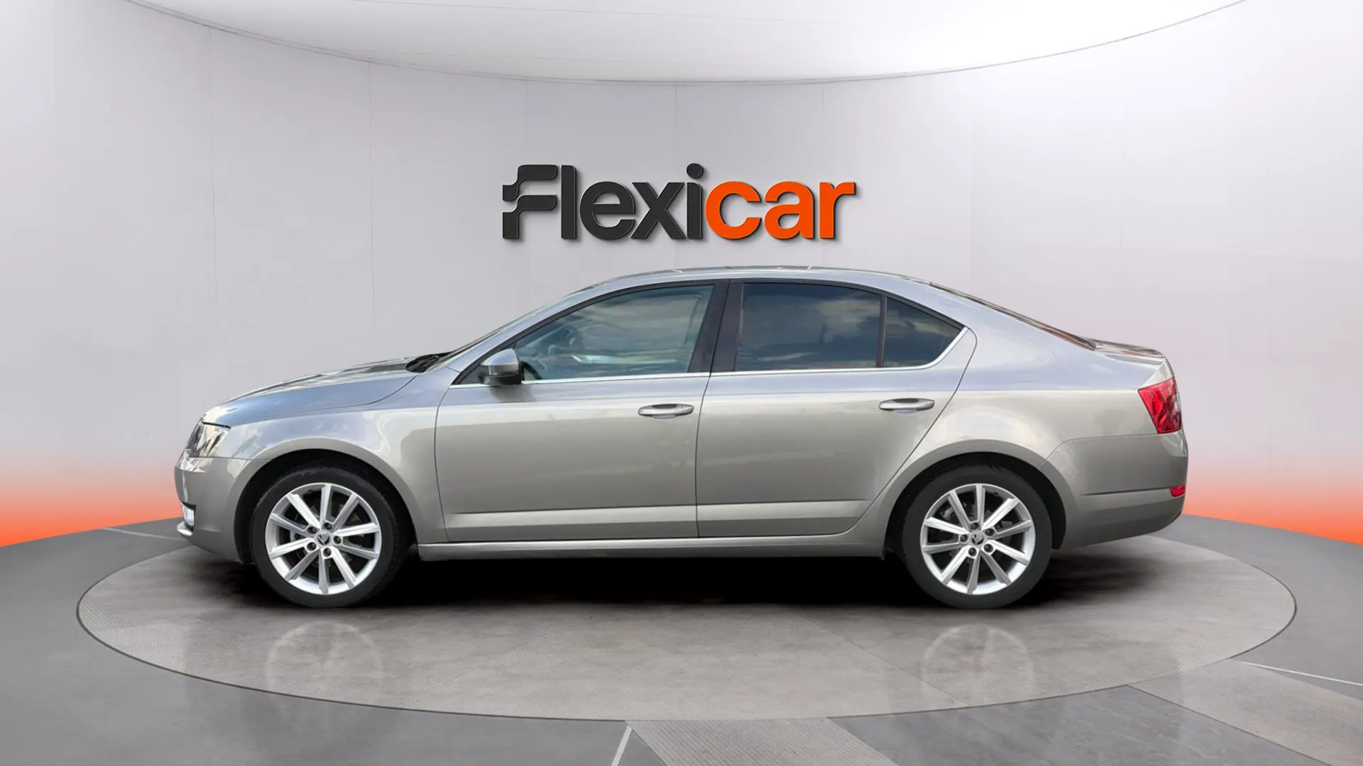 Škoda Octavia Combi 1.6 TDI CR Active - foto 4
