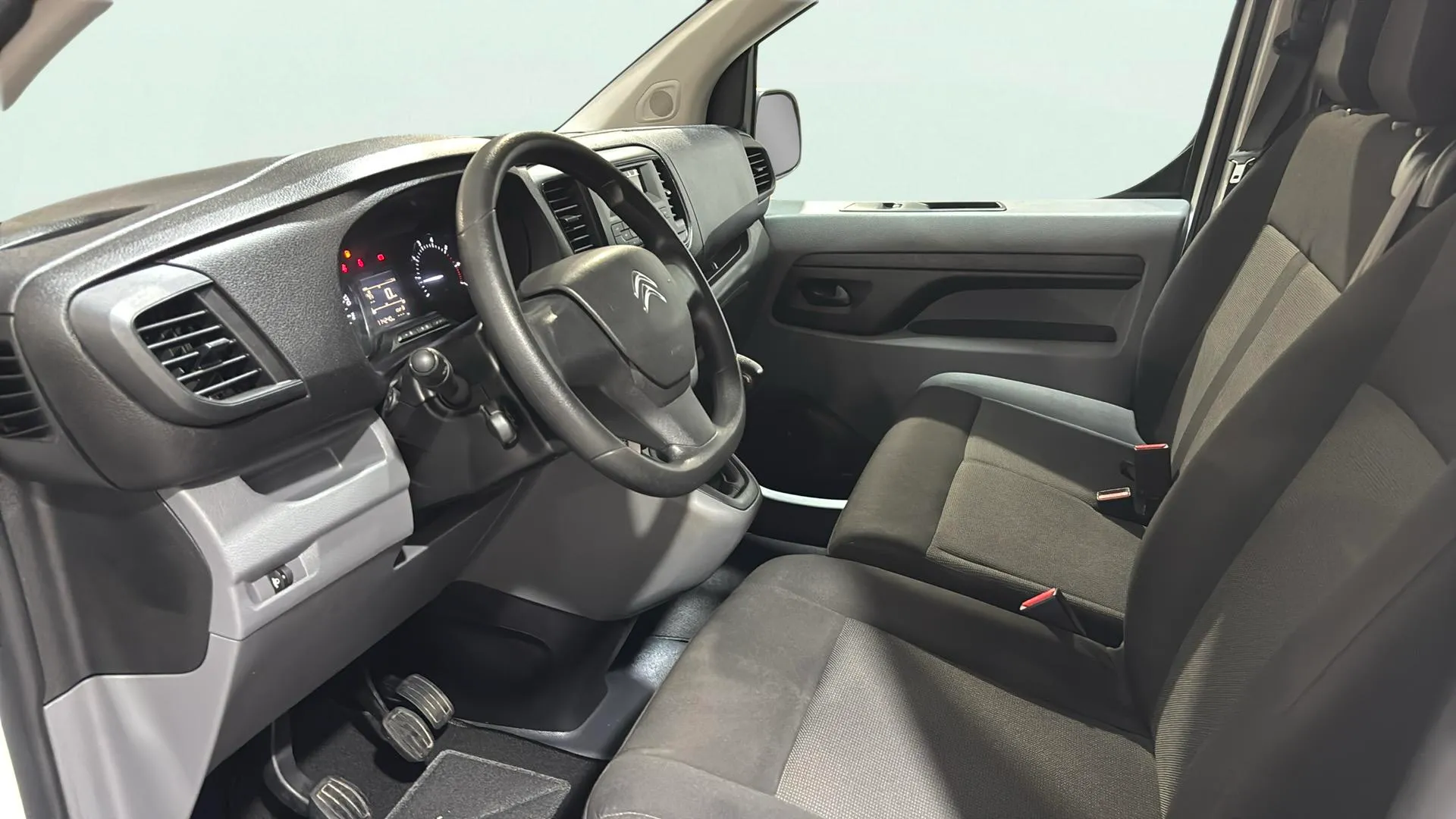 Citroën Jumpy DC Abatib Talla XL BlueHDi 145 Control - foto 13