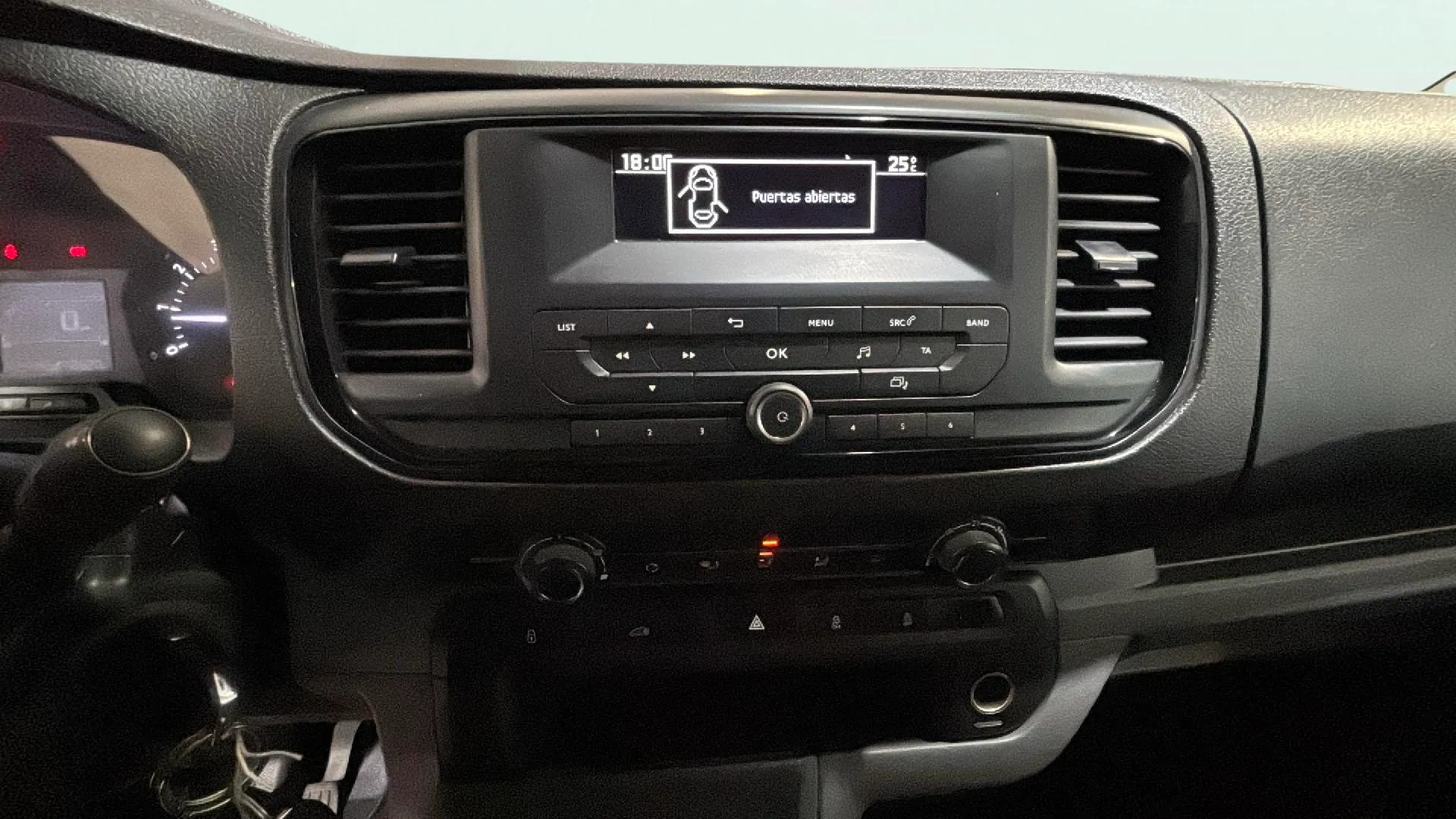 Citroën Jumpy DC Abatib Talla XL BlueHDi 145 Control - foto 11