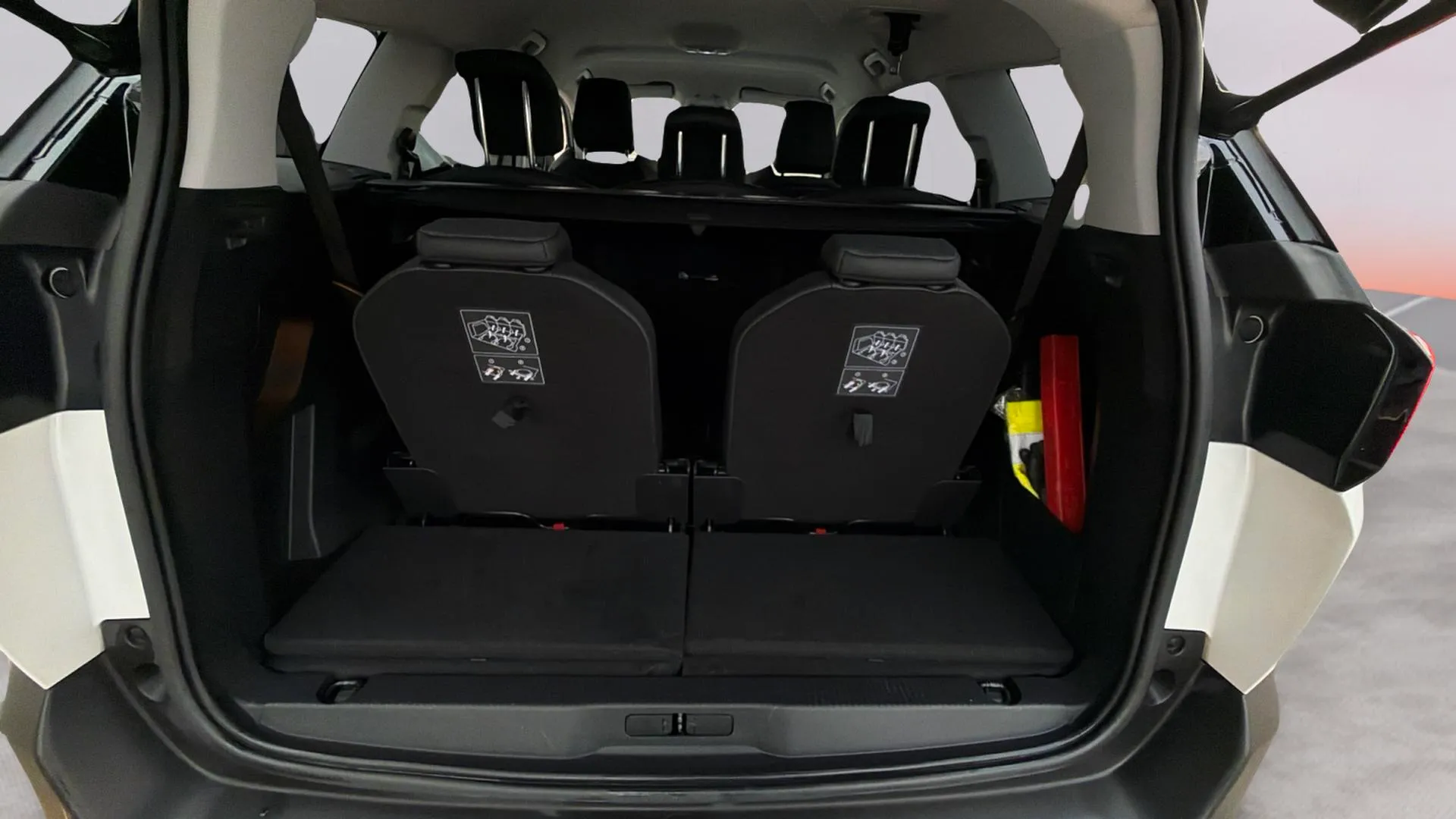 Peugeot 5008 Allure 1.5L BlueHDi - foto 20