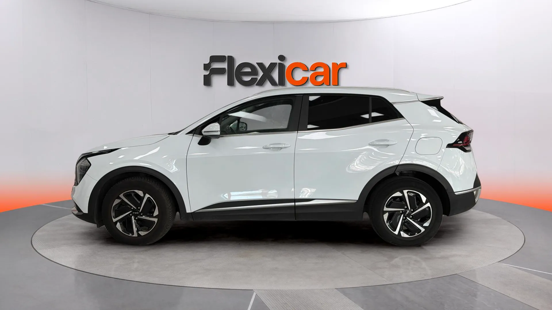 Kia Sportage 1.6 T-GDi Drive 4x2 - foto 5