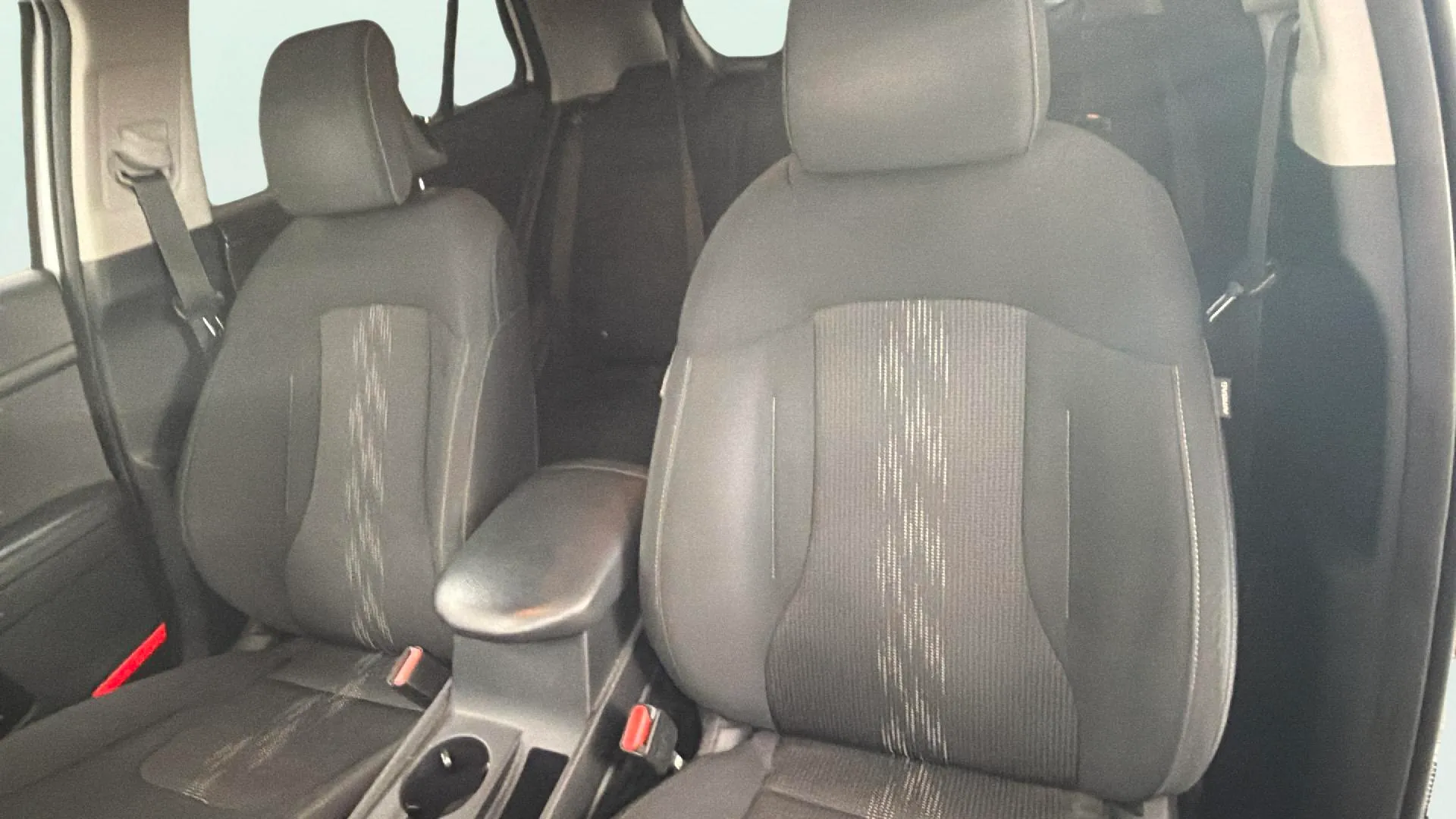 Kia Sportage 1.6 T-GDi Drive 4x2 - foto 10