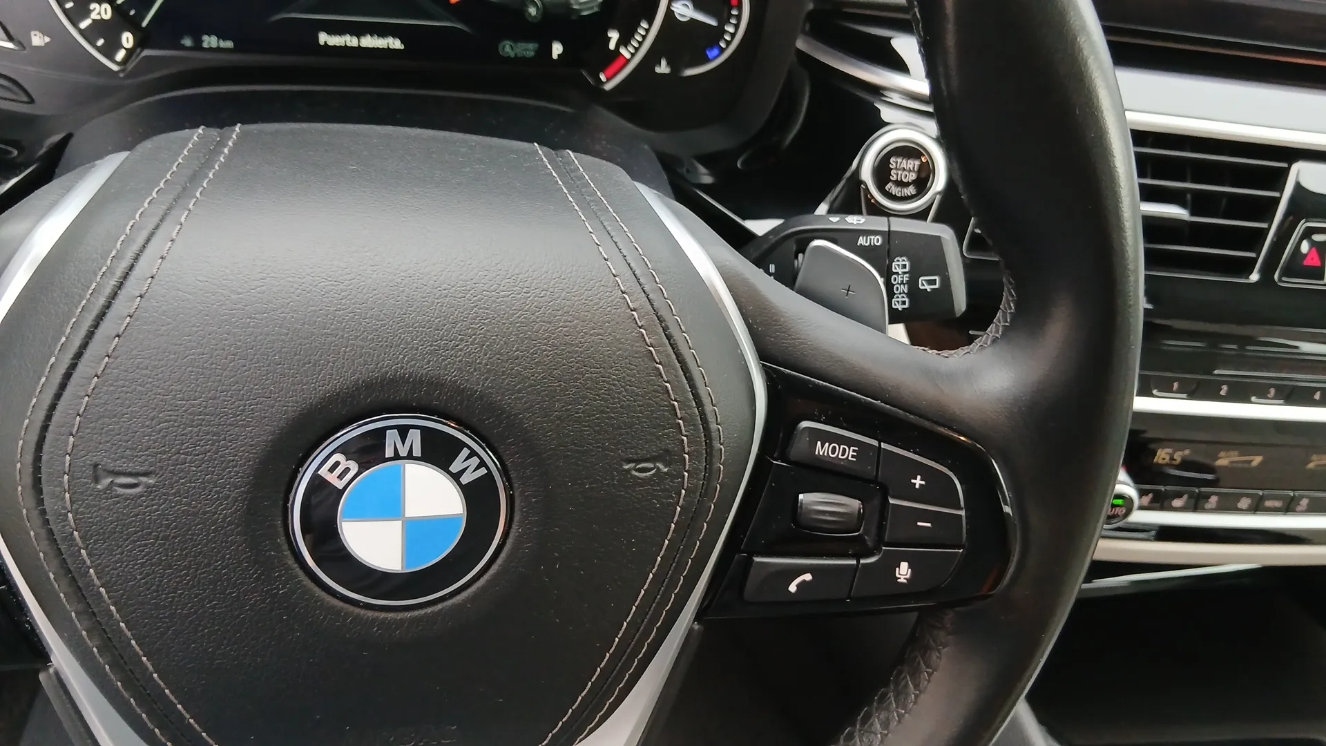 BMW Serie 5 530iA Touring - foto 14