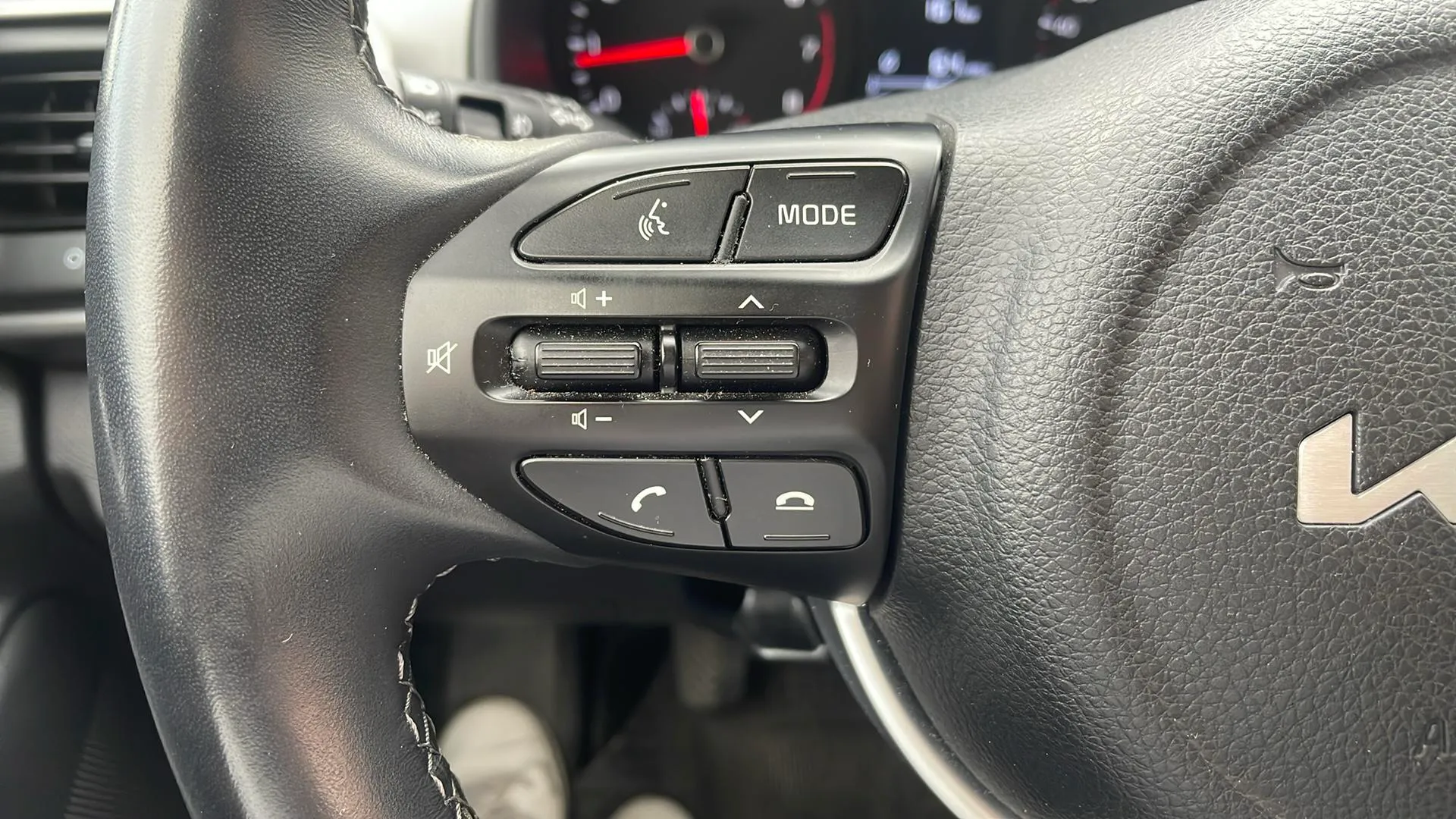 Kia Stonic 1.2 DPi Concept - foto 28