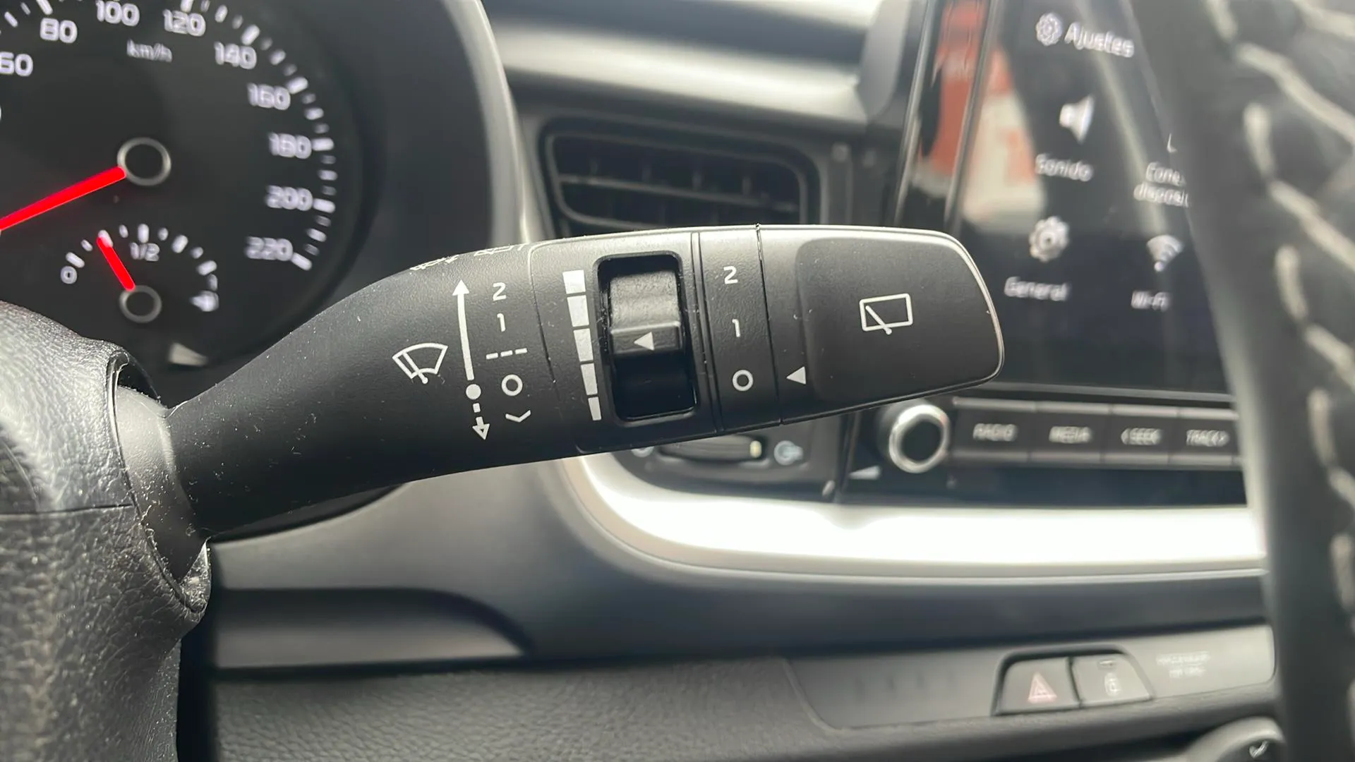 Kia Stonic 1.2 DPi Concept - foto 25