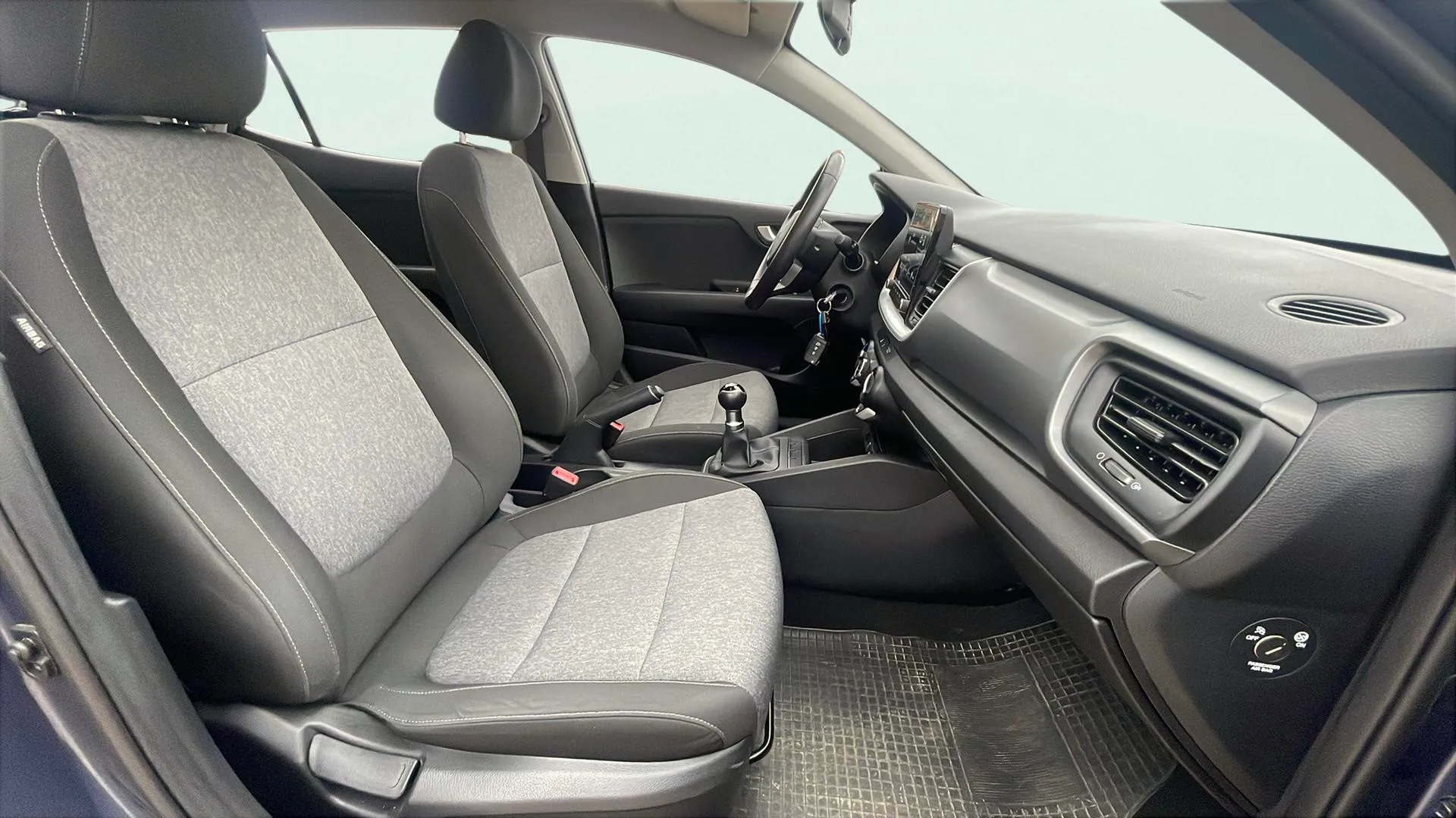 Kia Stonic 1.2 DPi Concept - foto 13