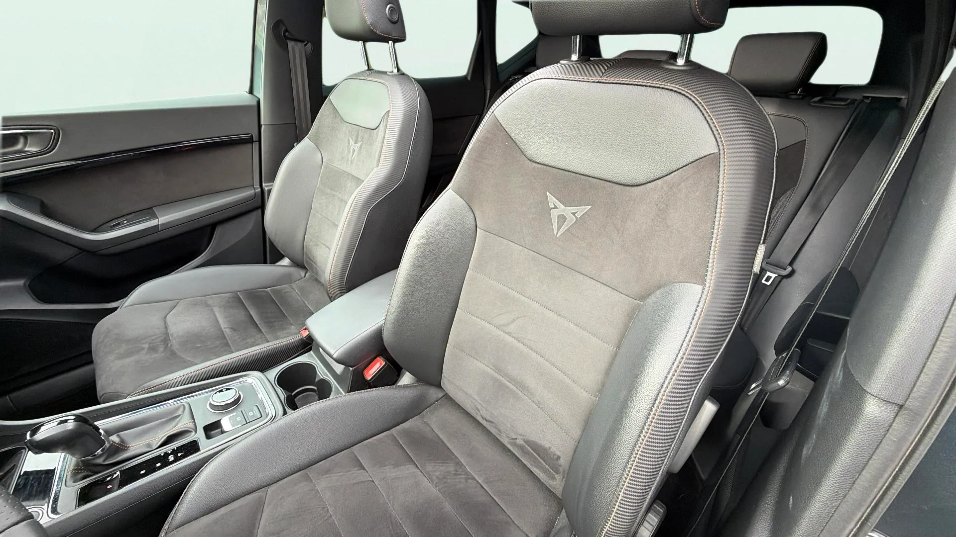 Cupra Ateca 2.0 TSI 4Drive DSG - foto 23