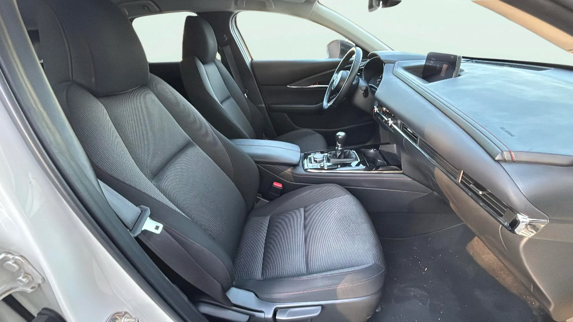 Mazda CX-30 e-SKYACTIV-G 2.0 2WD Evolution - foto 17