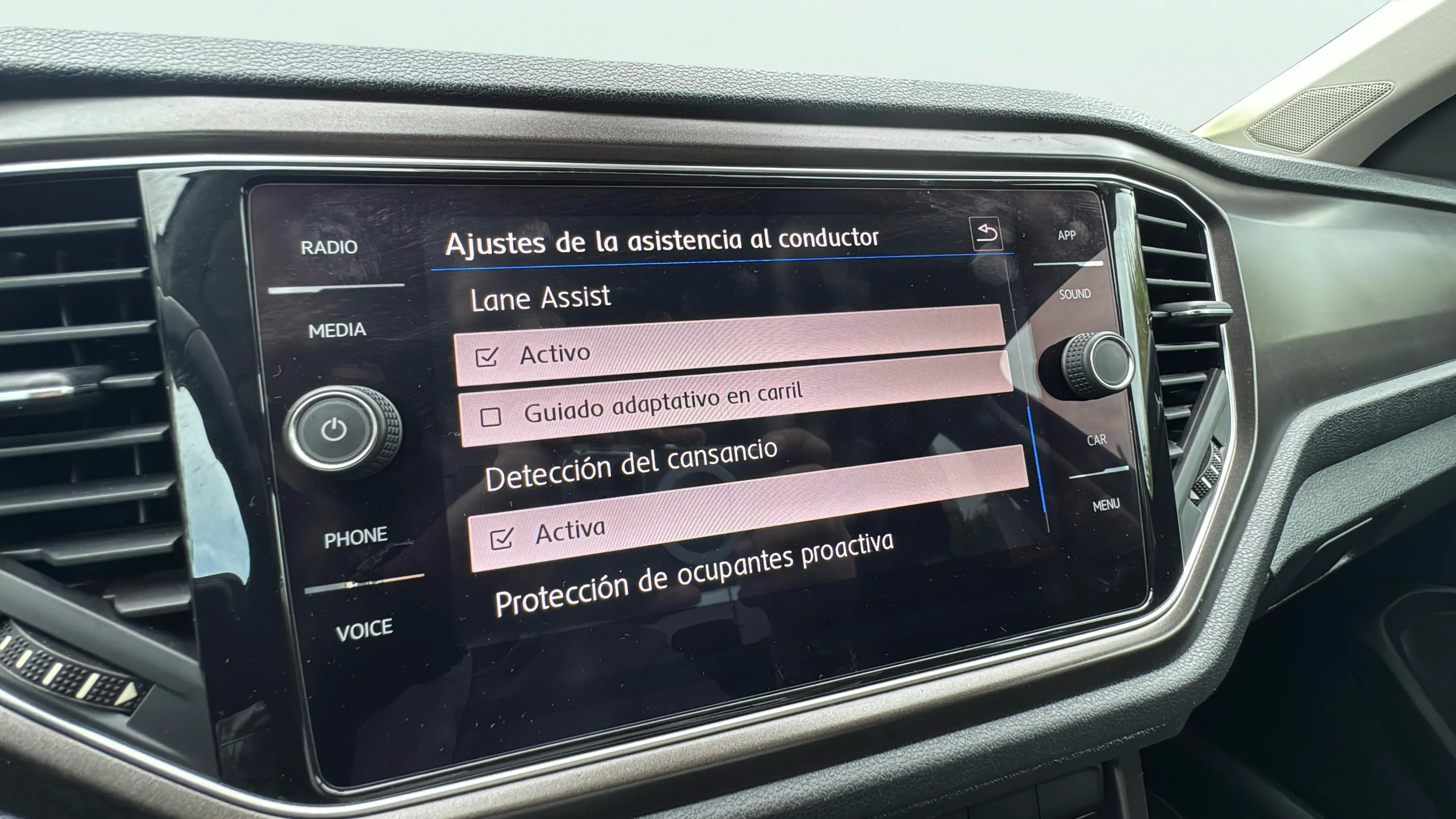 Volkswagen T-Roc Advance 1.0 TSI - foto 24