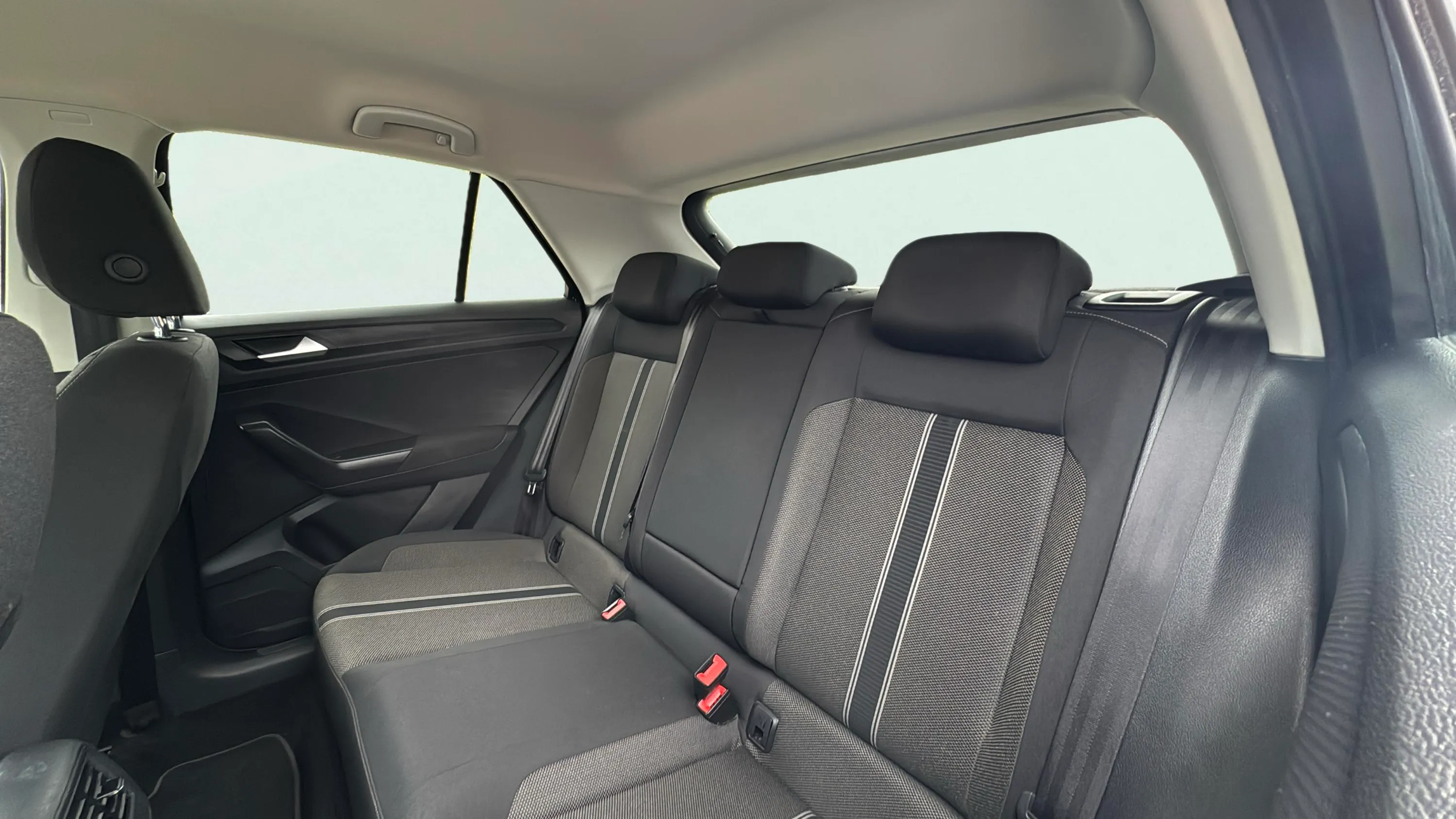 Volkswagen T-Roc Advance 1.0 TSI - foto 14