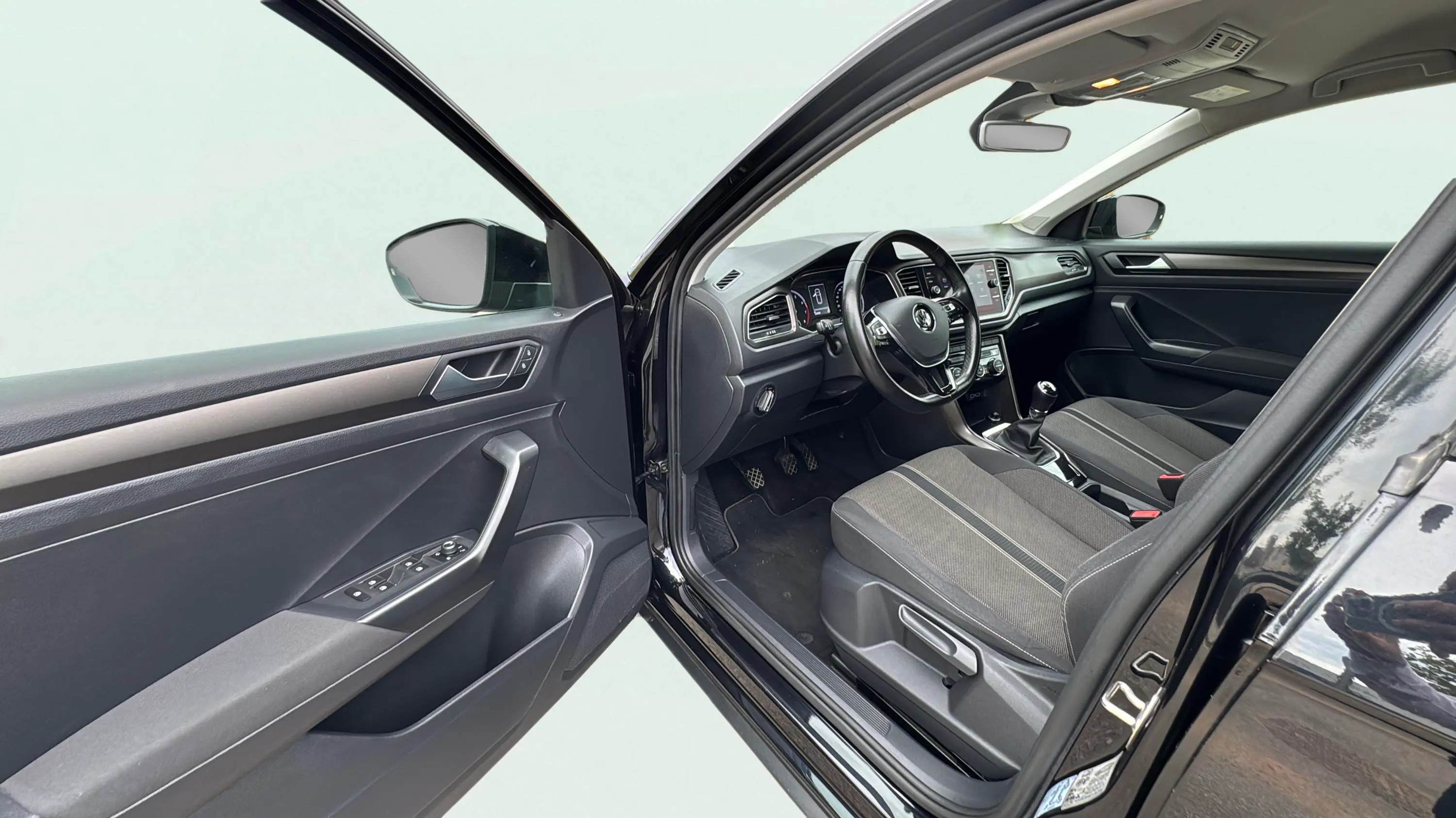 Volkswagen T-Roc Advance 1.0 TSI - foto 28