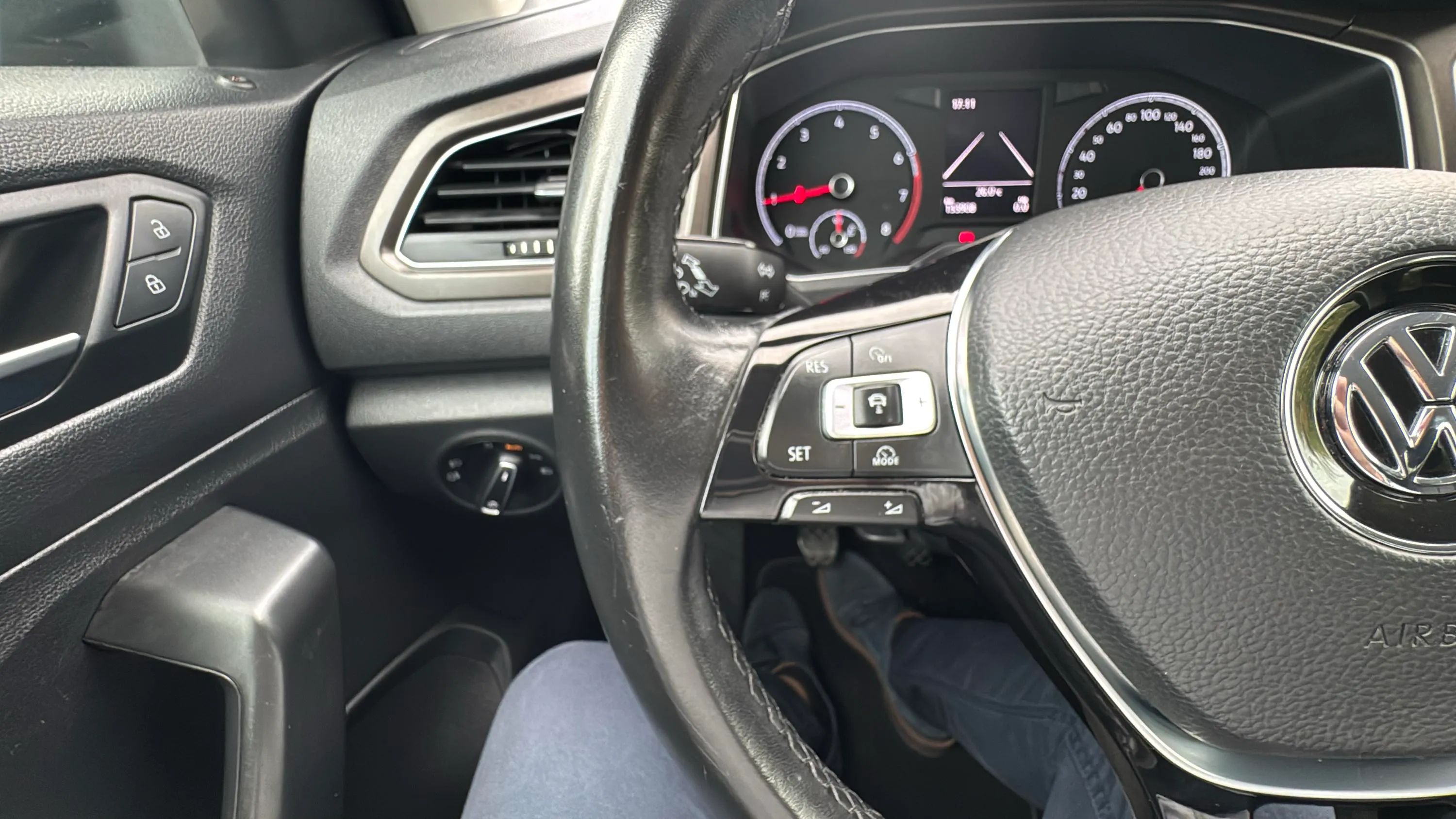 Volkswagen T-Roc Advance 1.0 TSI - foto 18