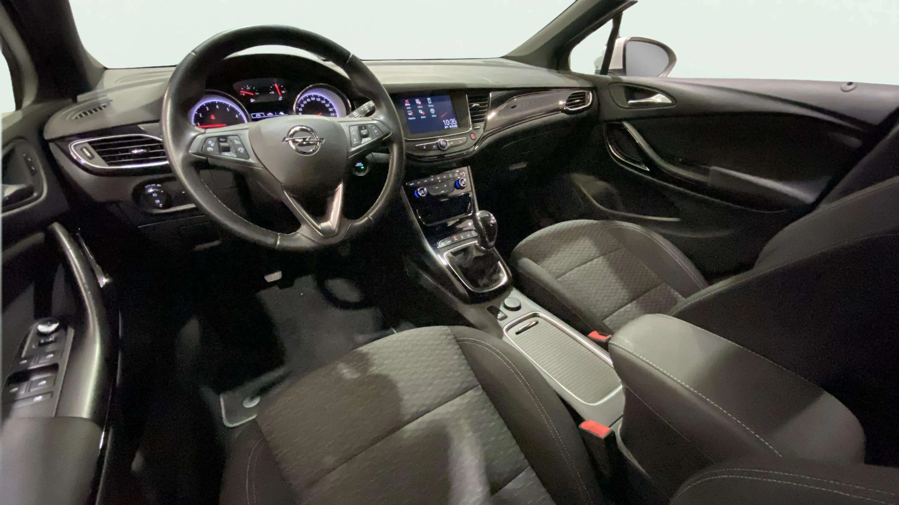 Opel Astra 1.4 Turbo Dynamic - foto 27