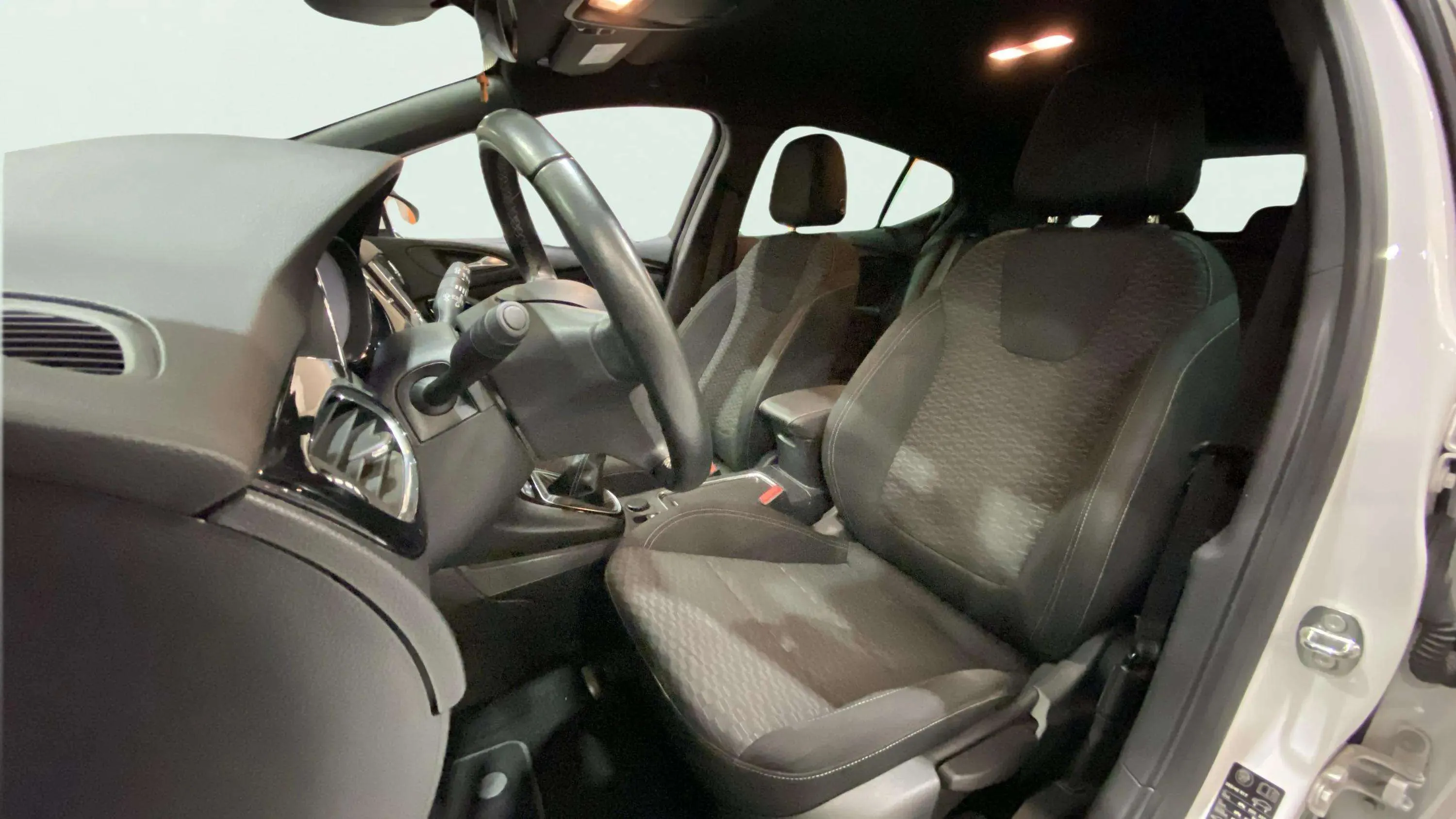 Opel Astra 1.4 Turbo Dynamic - foto 8