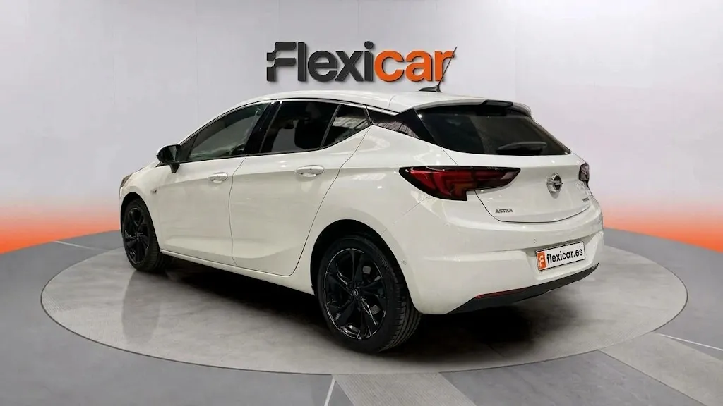 Opel Astra 1.4 Turbo Dynamic - foto 5