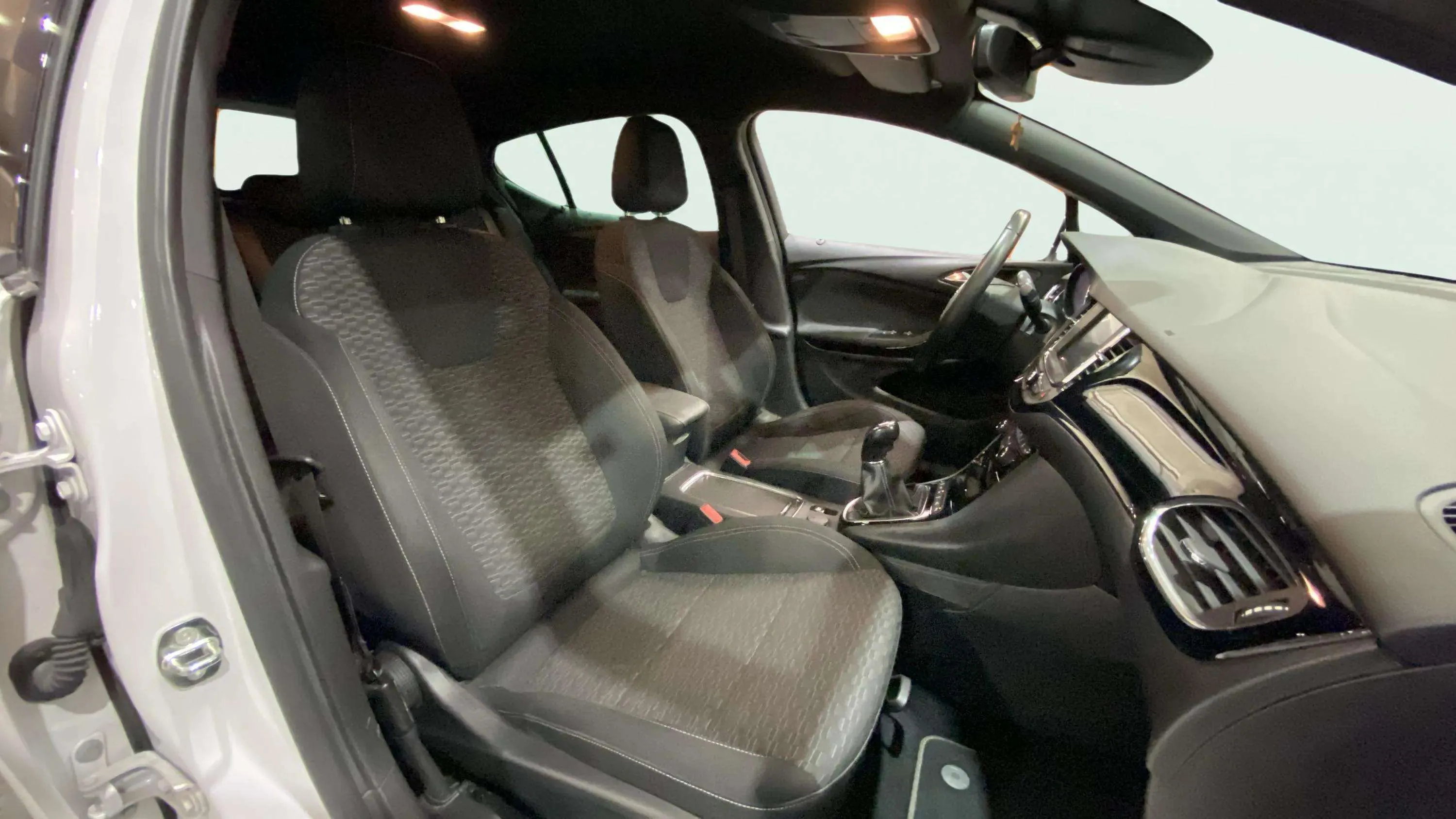 Opel Astra 1.4 Turbo Dynamic - foto 9