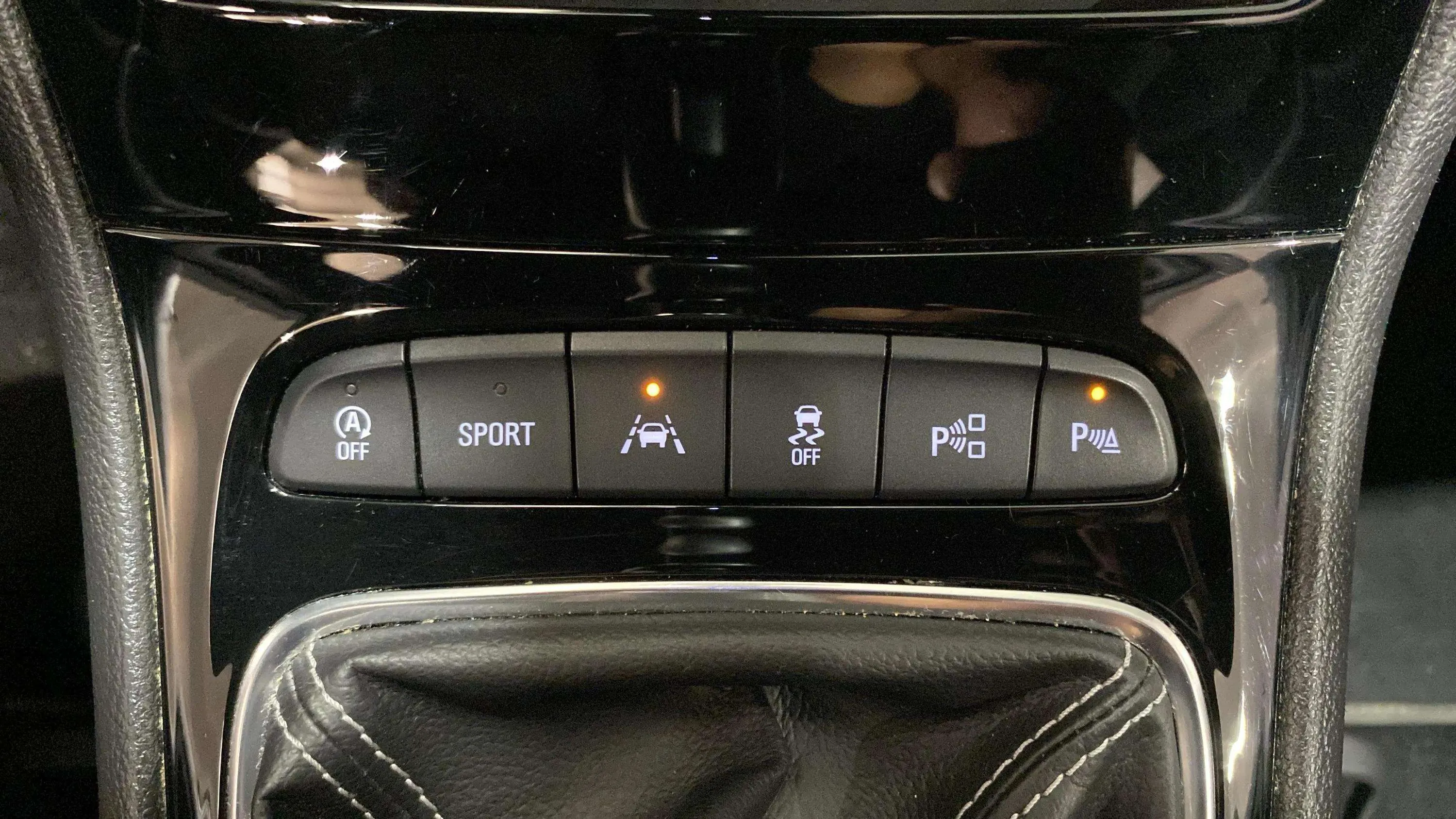 Opel Astra 1.4 Turbo Dynamic - foto 26