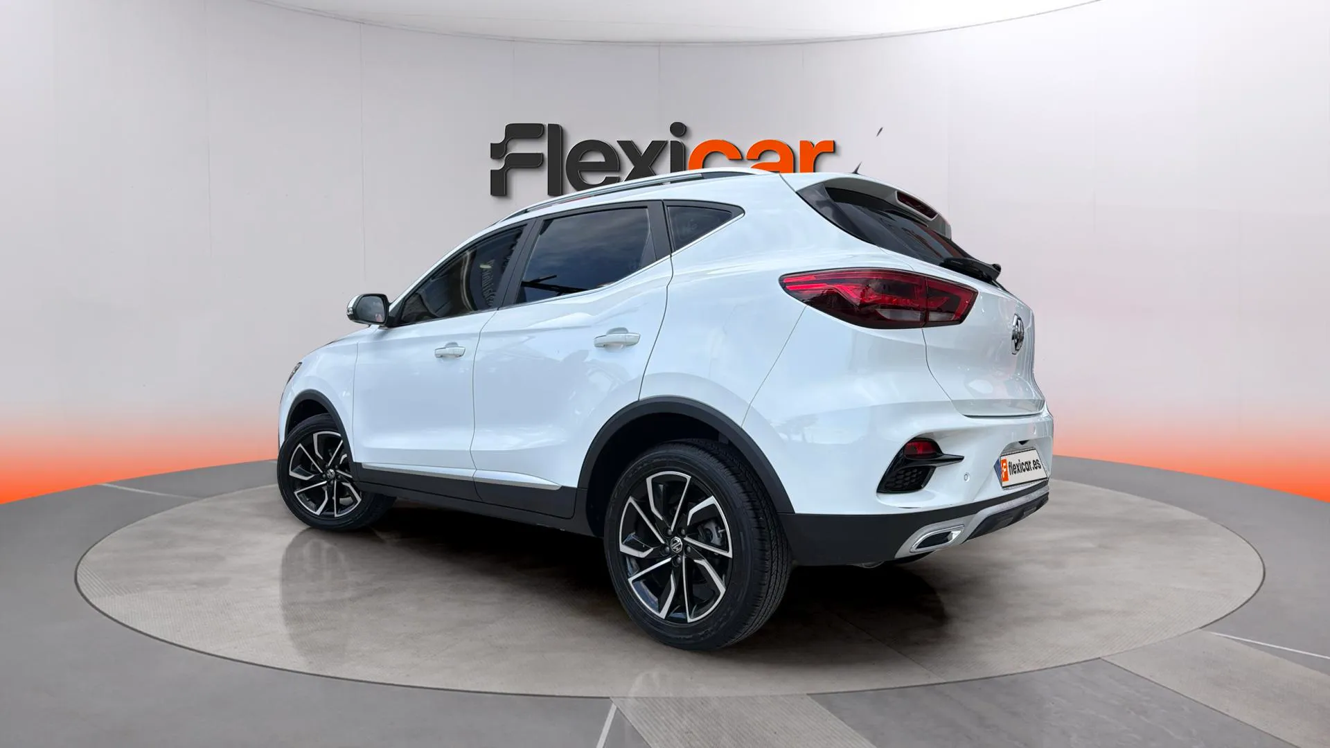 MG ZS 1.0T Luxury - foto 8
