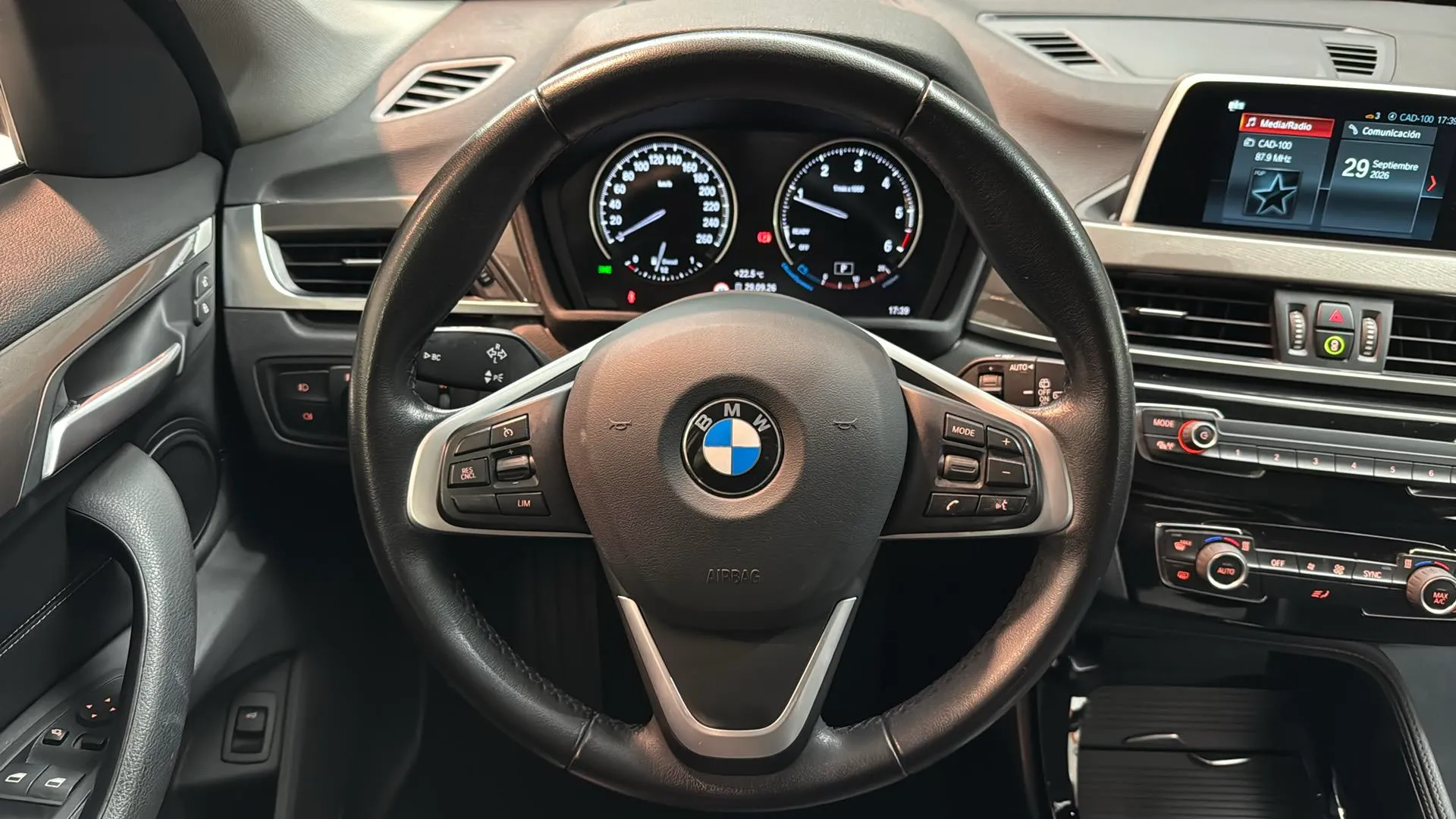 BMW X1 xDrive18d - foto 15