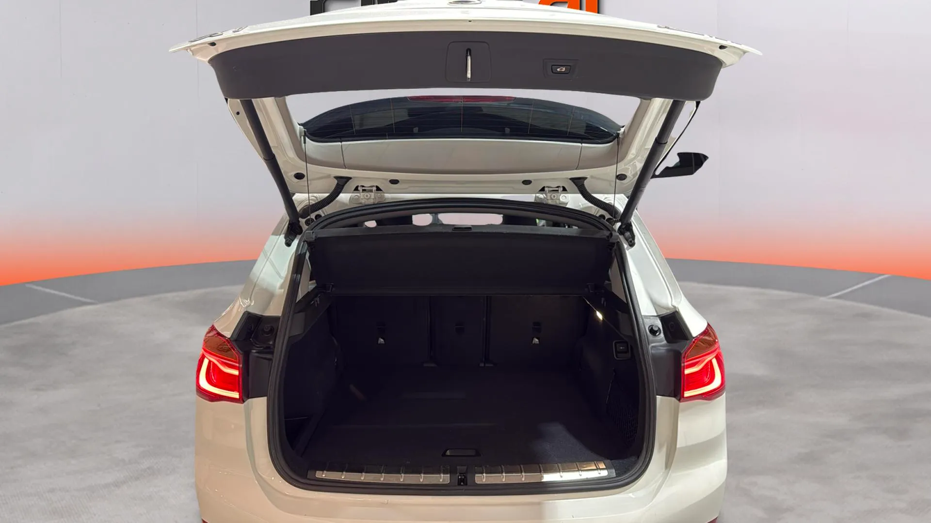 BMW X1 xDrive18d - foto 13