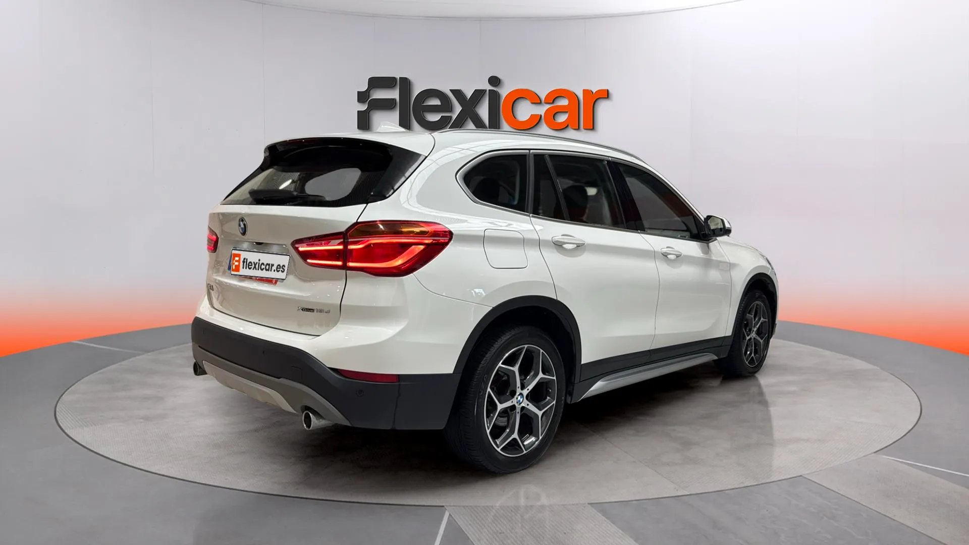 BMW X1 xDrive18d - foto 7