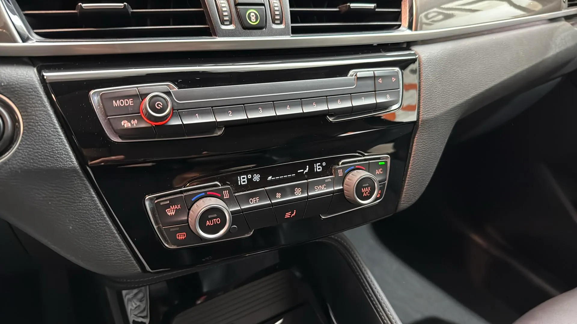 BMW X1 xDrive18d - foto 21