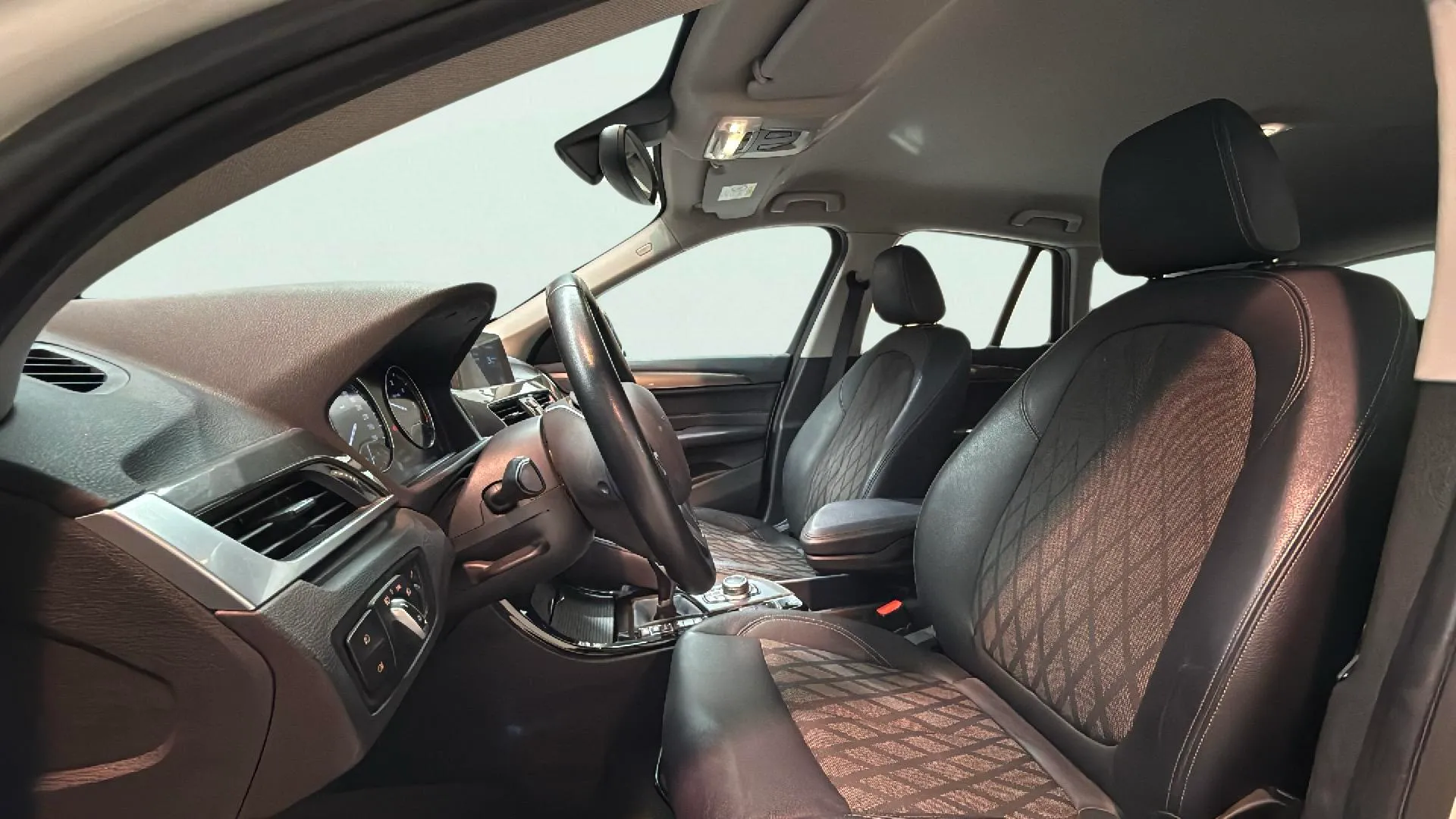 BMW X1 xDrive18d - foto 9