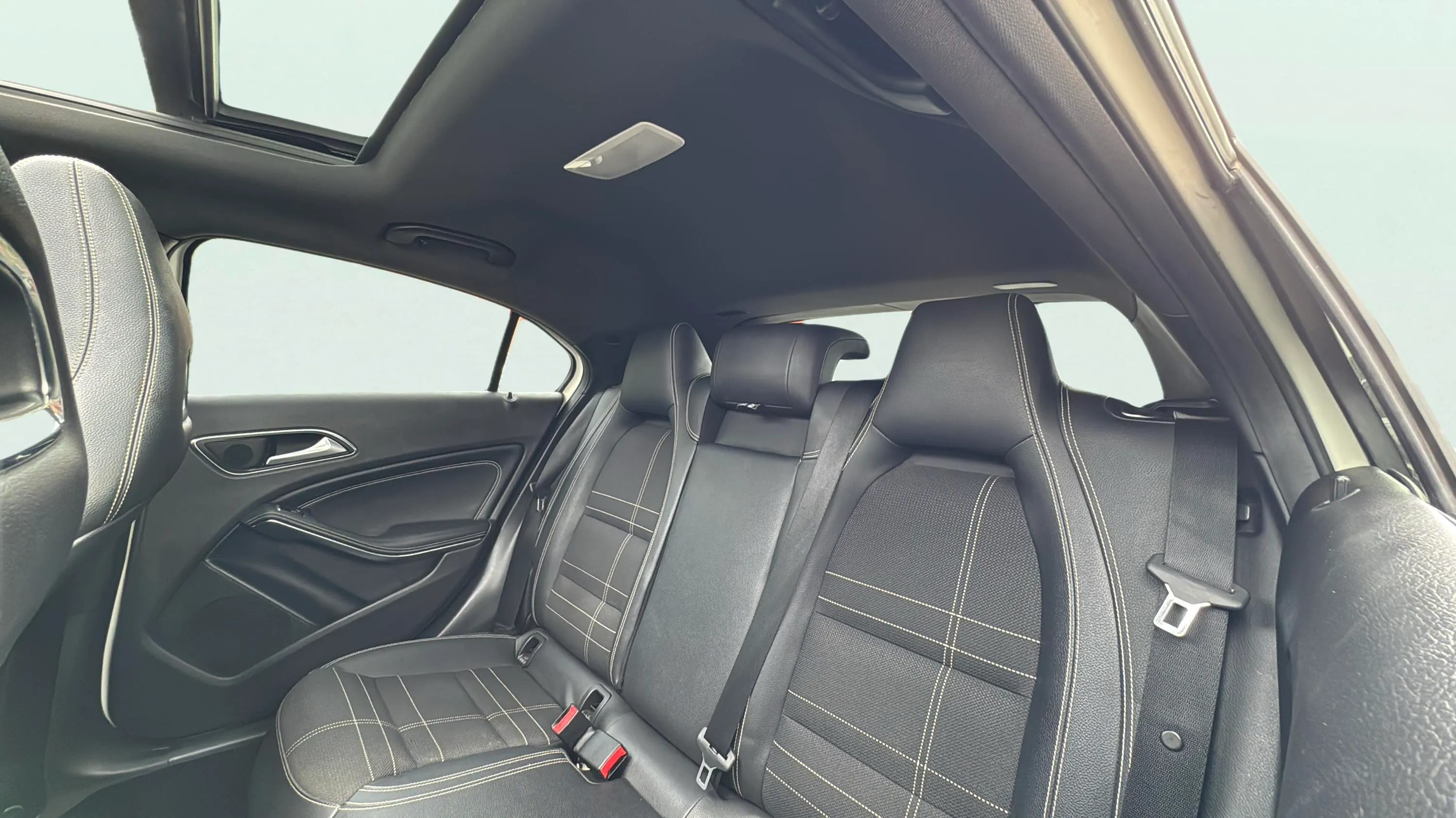 Mercedes-Benz Clase A A 200 d Urban - foto 14