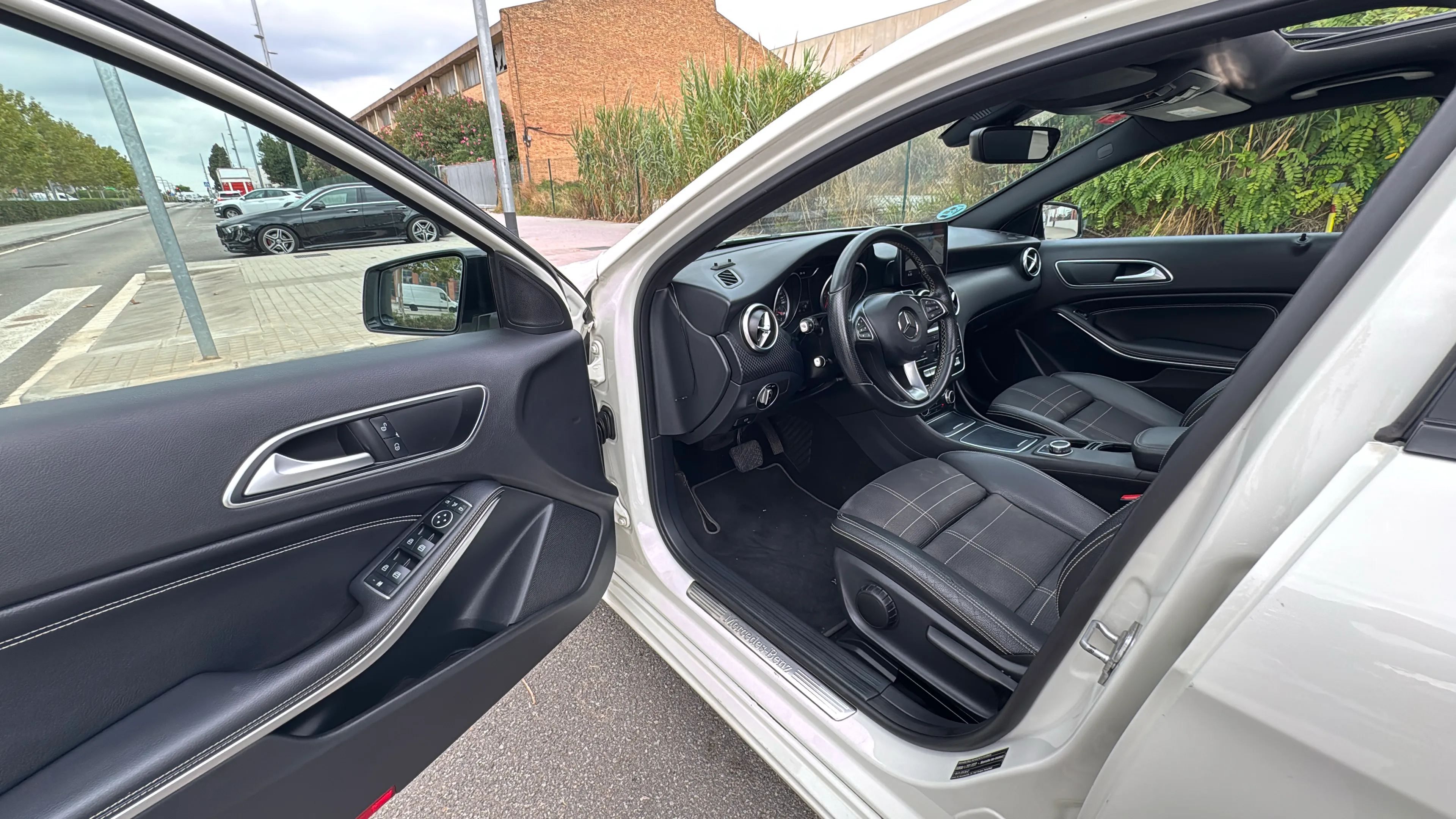 Mercedes-Benz Clase A A 200 d Urban - foto 26