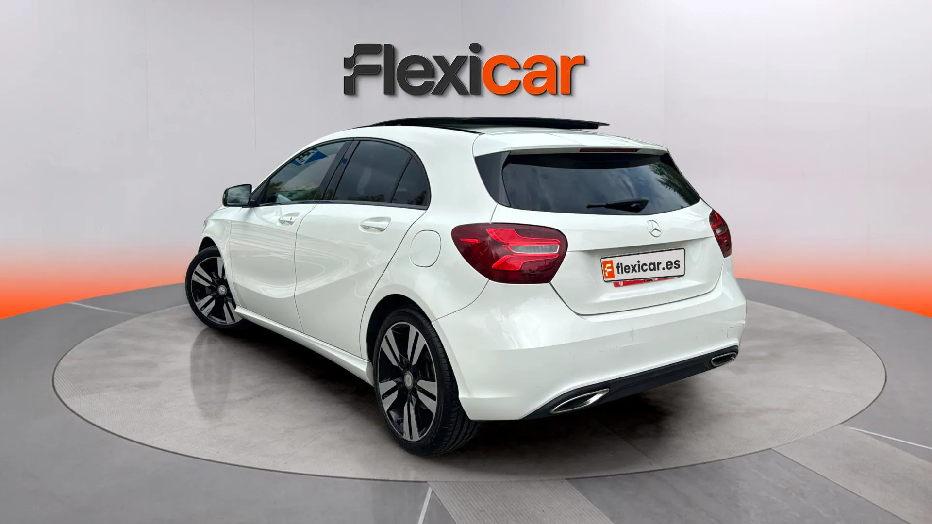 Mercedes-Benz Clase A A 200 d Urban - foto 5
