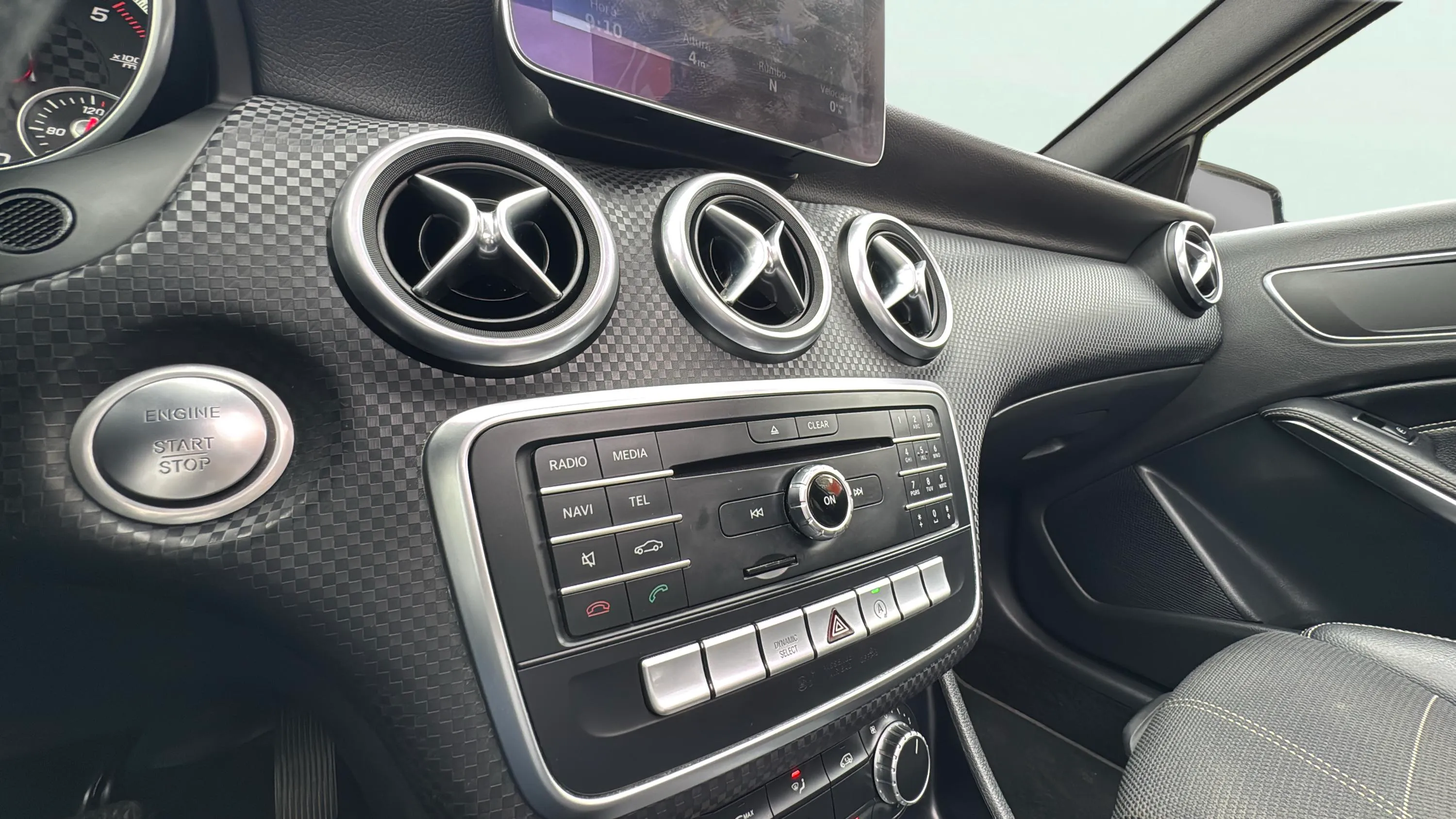Mercedes-Benz Clase A A 200 d Urban - foto 19