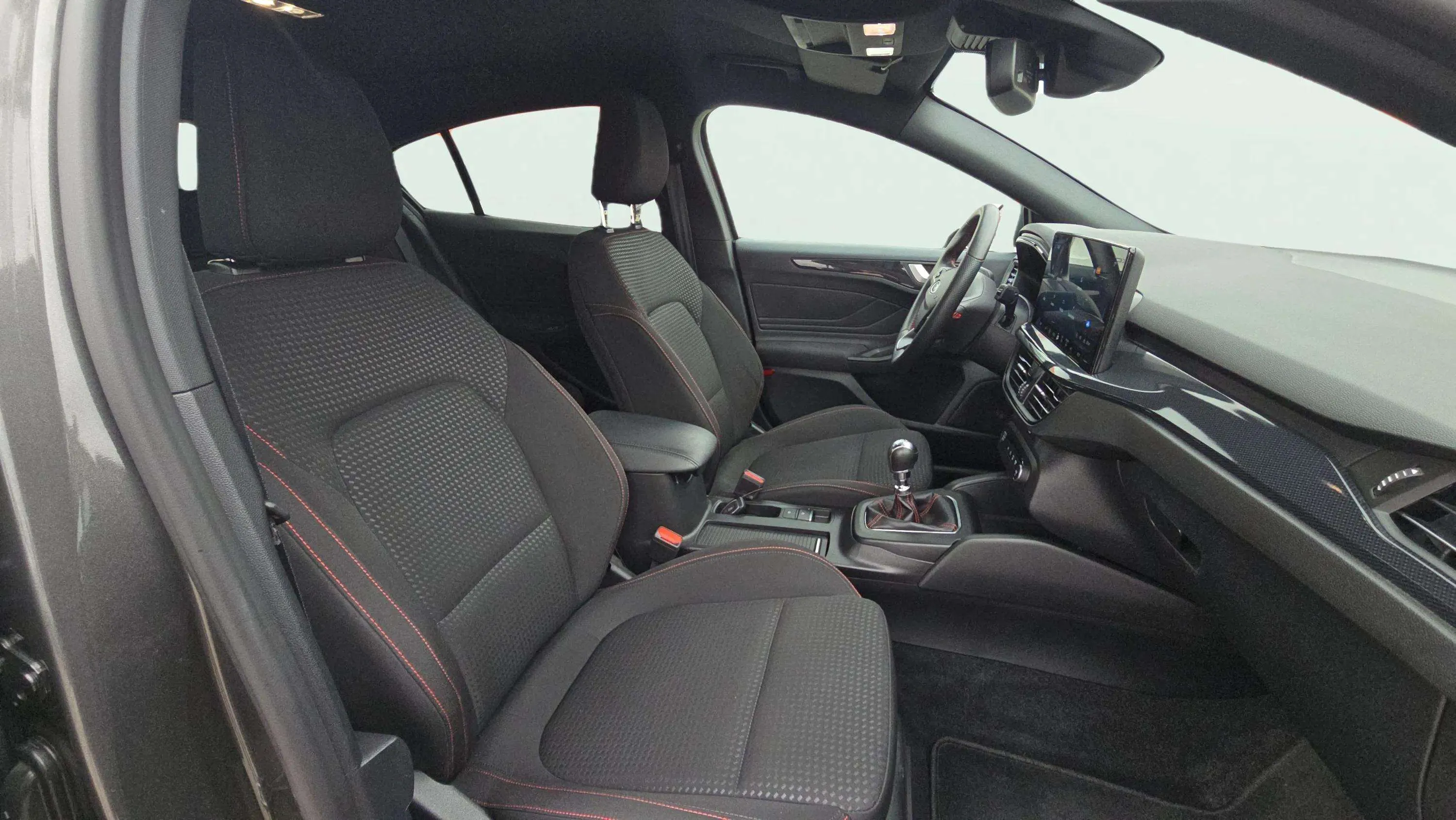 Ford Focus 1.0 EcoBoost MHEV ST-Line X - foto 14