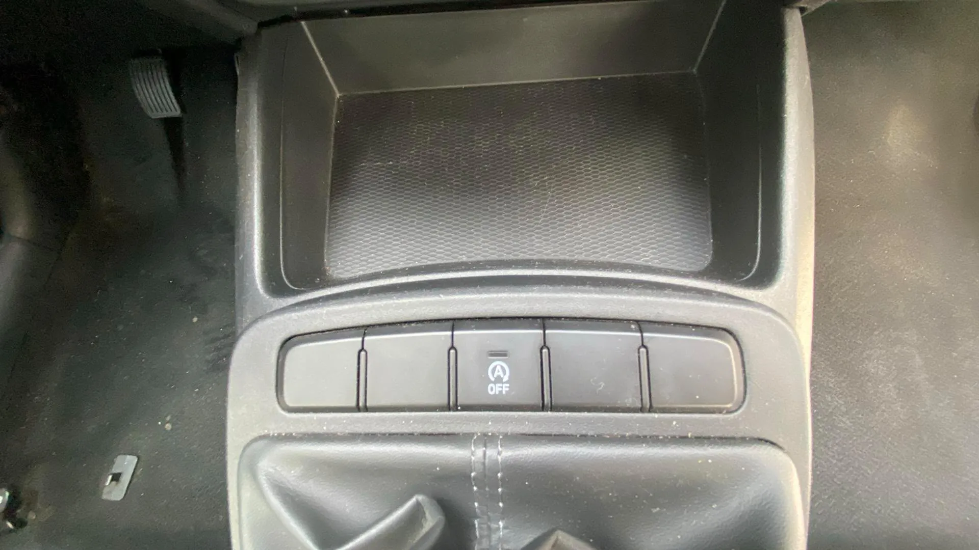 Hyundai i10 1.0 Klass - foto 17