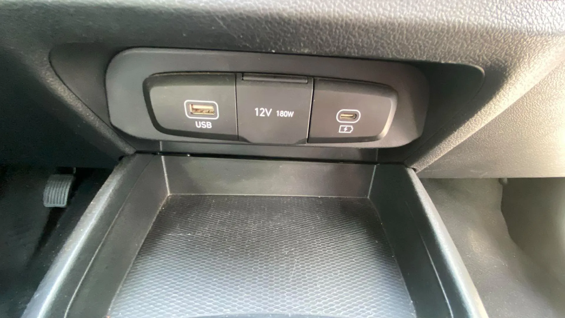 Hyundai i10 1.0 Klass - foto 16