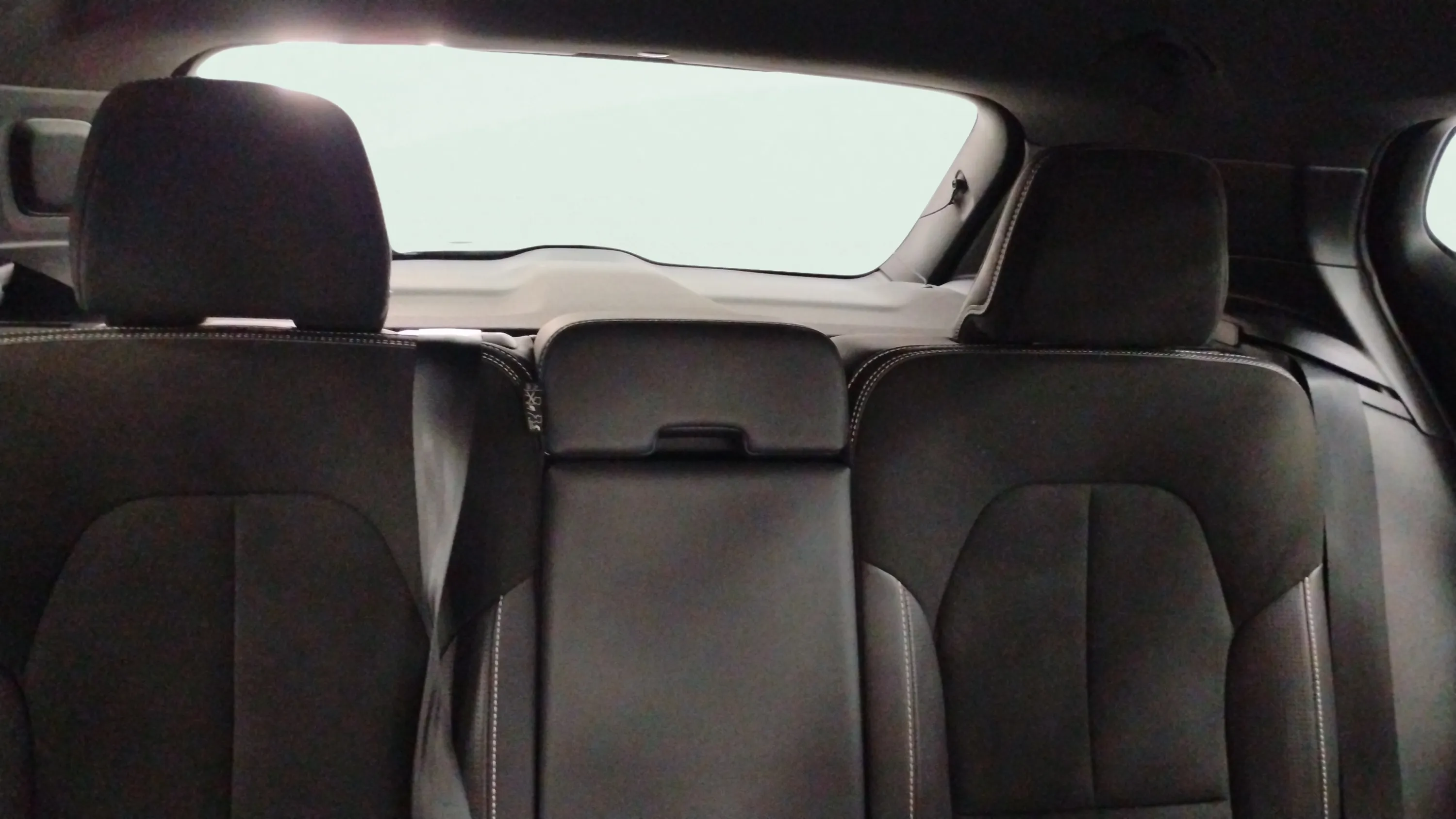 Volvo XC40 1.5 T2 R-Design - foto 12