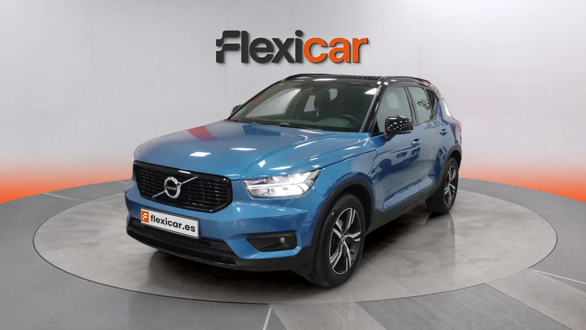 Volvo XC40 1.5 T2 R-Design - foto 2