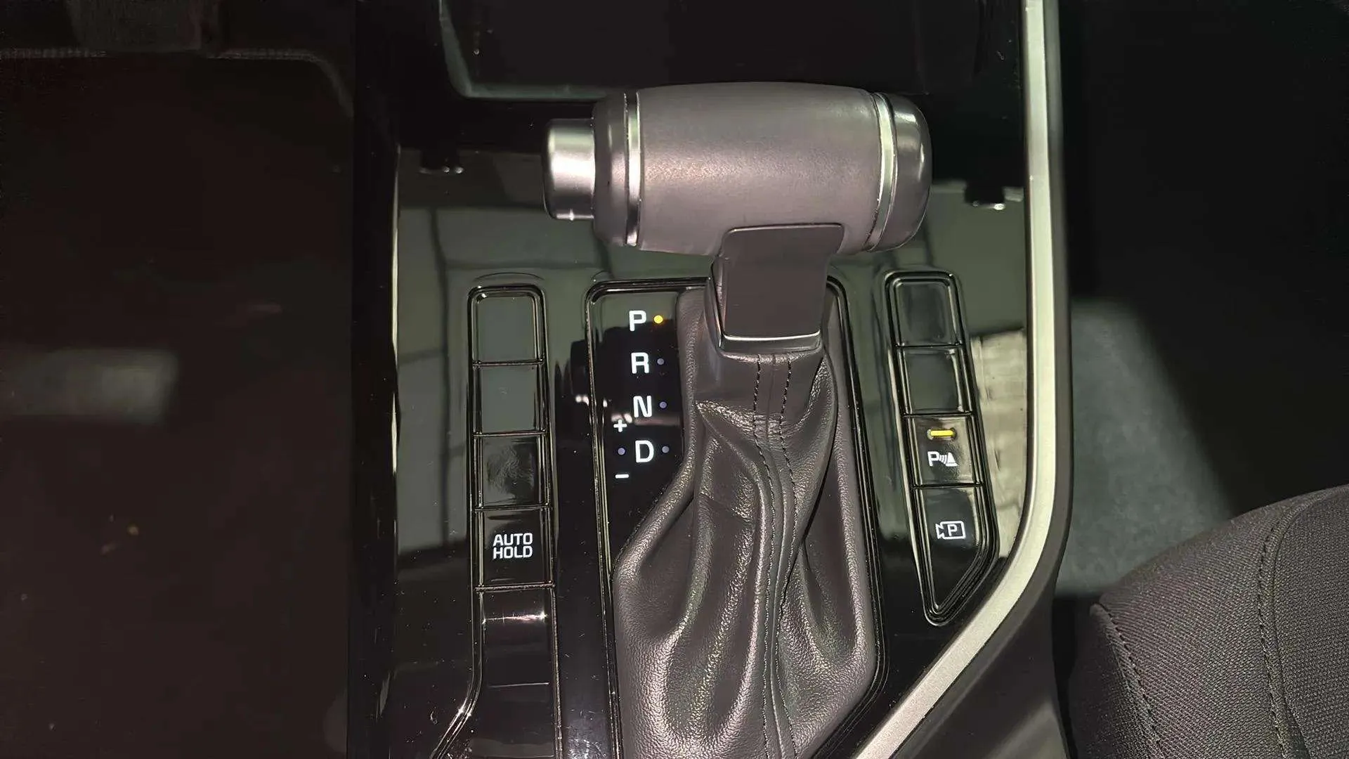 Kia Niro 1.6 GDi HEV Concept - foto 16