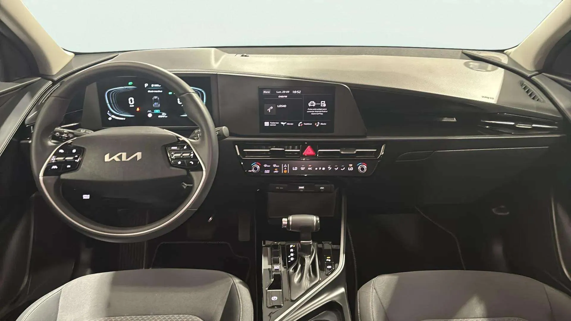 Kia Niro 1.6 GDi HEV Concept - foto 10