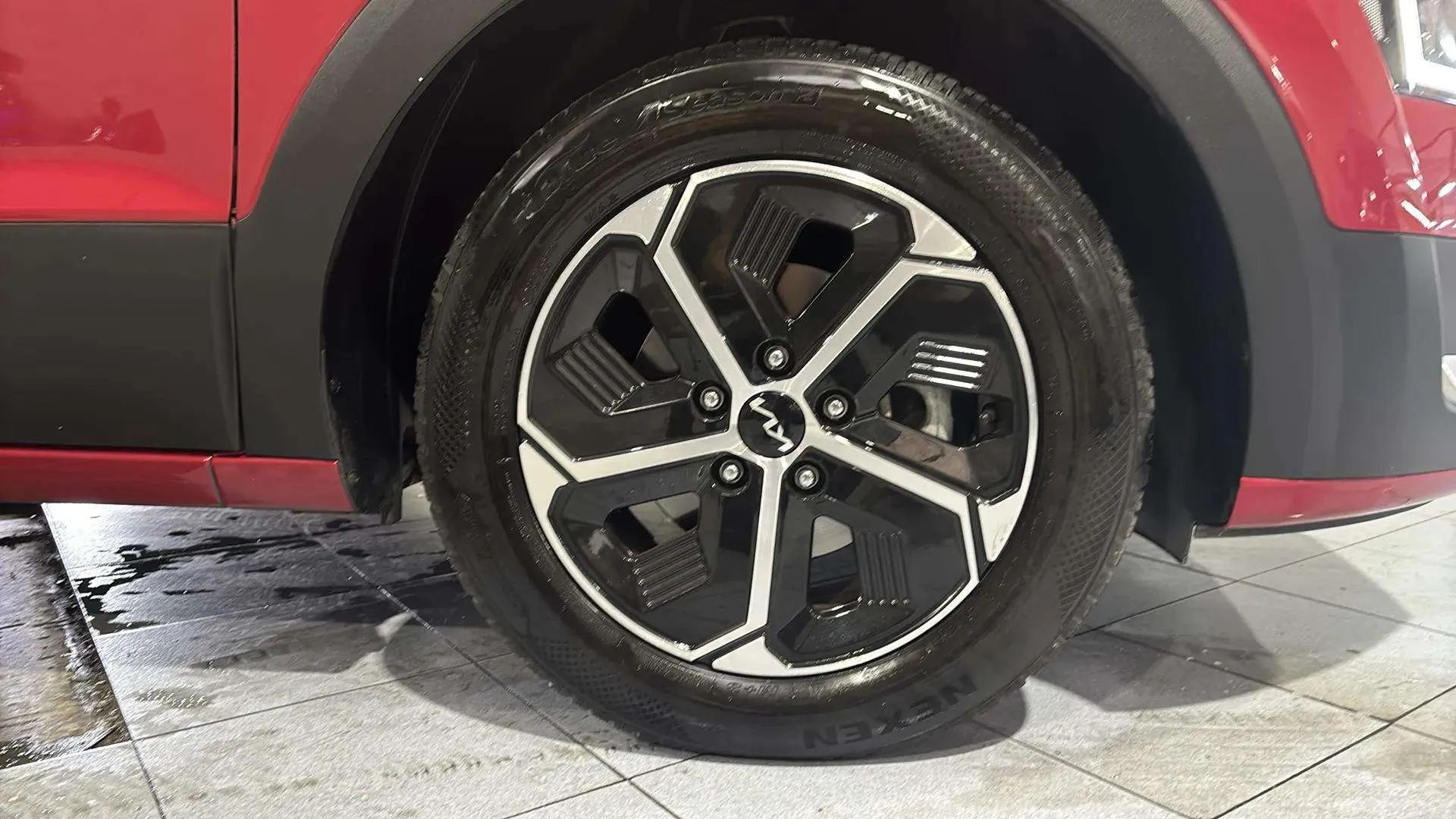 Kia Niro 1.6 GDi HEV Concept - foto 27