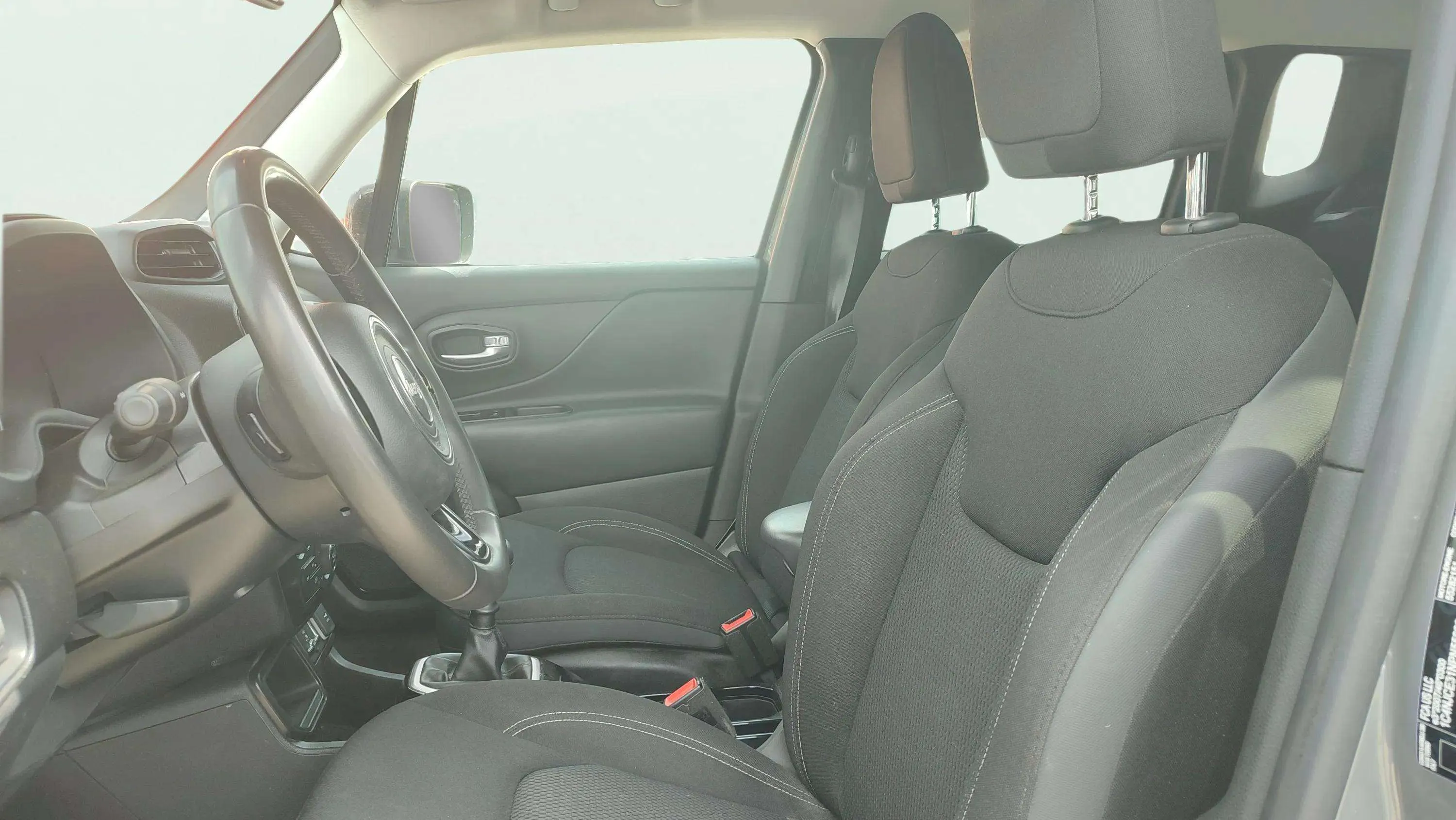 Jeep Renegade Limited 1.0G 4x2 - foto 11