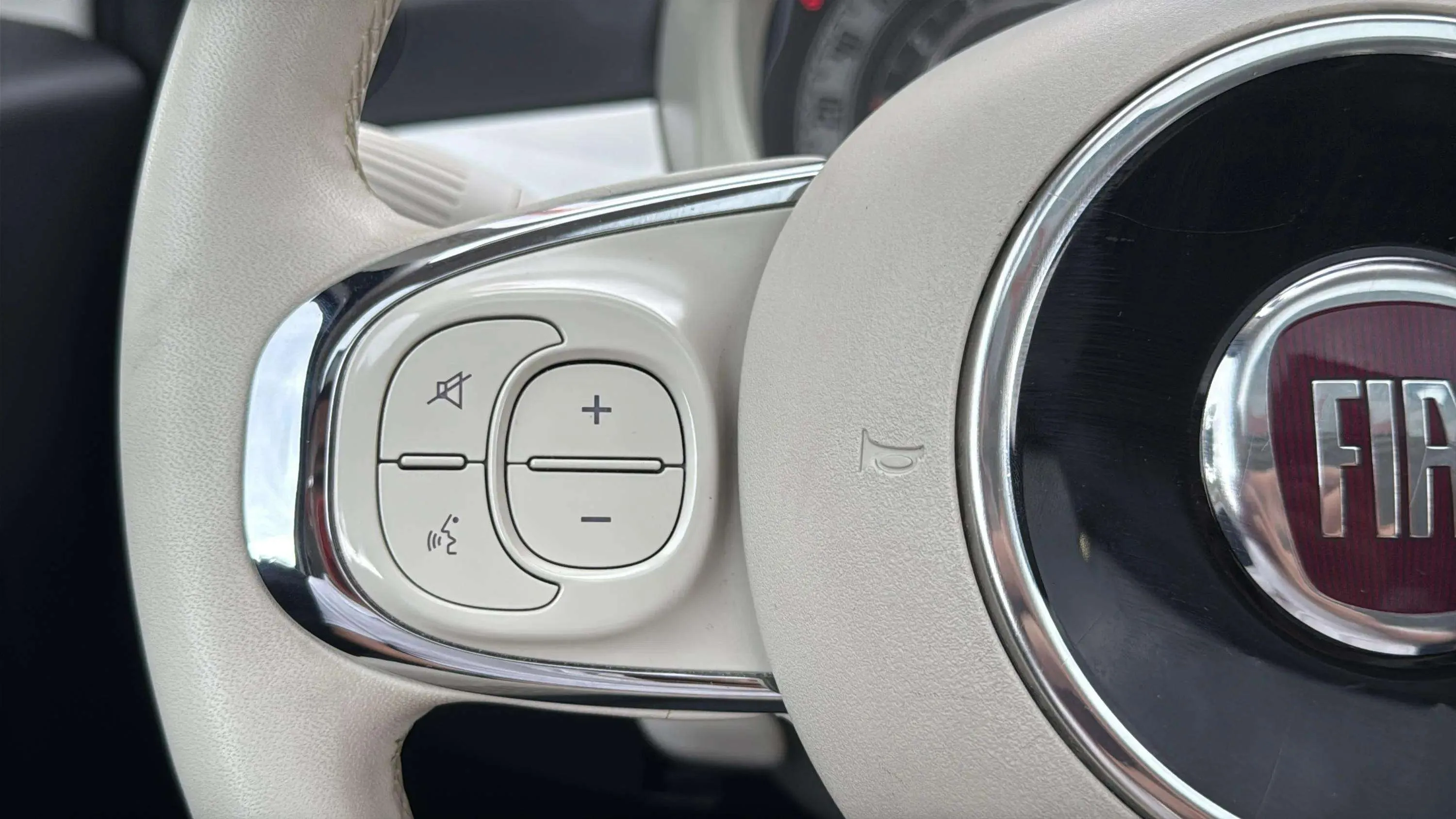 Fiat 500 Lounge 1.0 GSE - foto 12