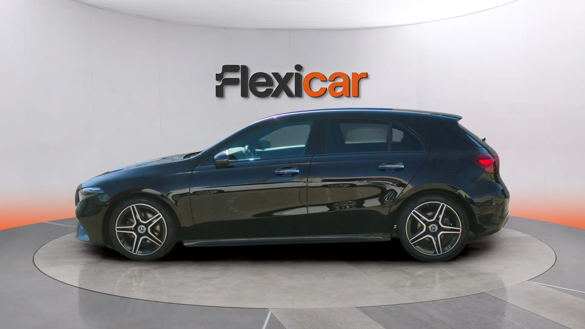 Mercedes-Benz Clase A A 180 - foto 6