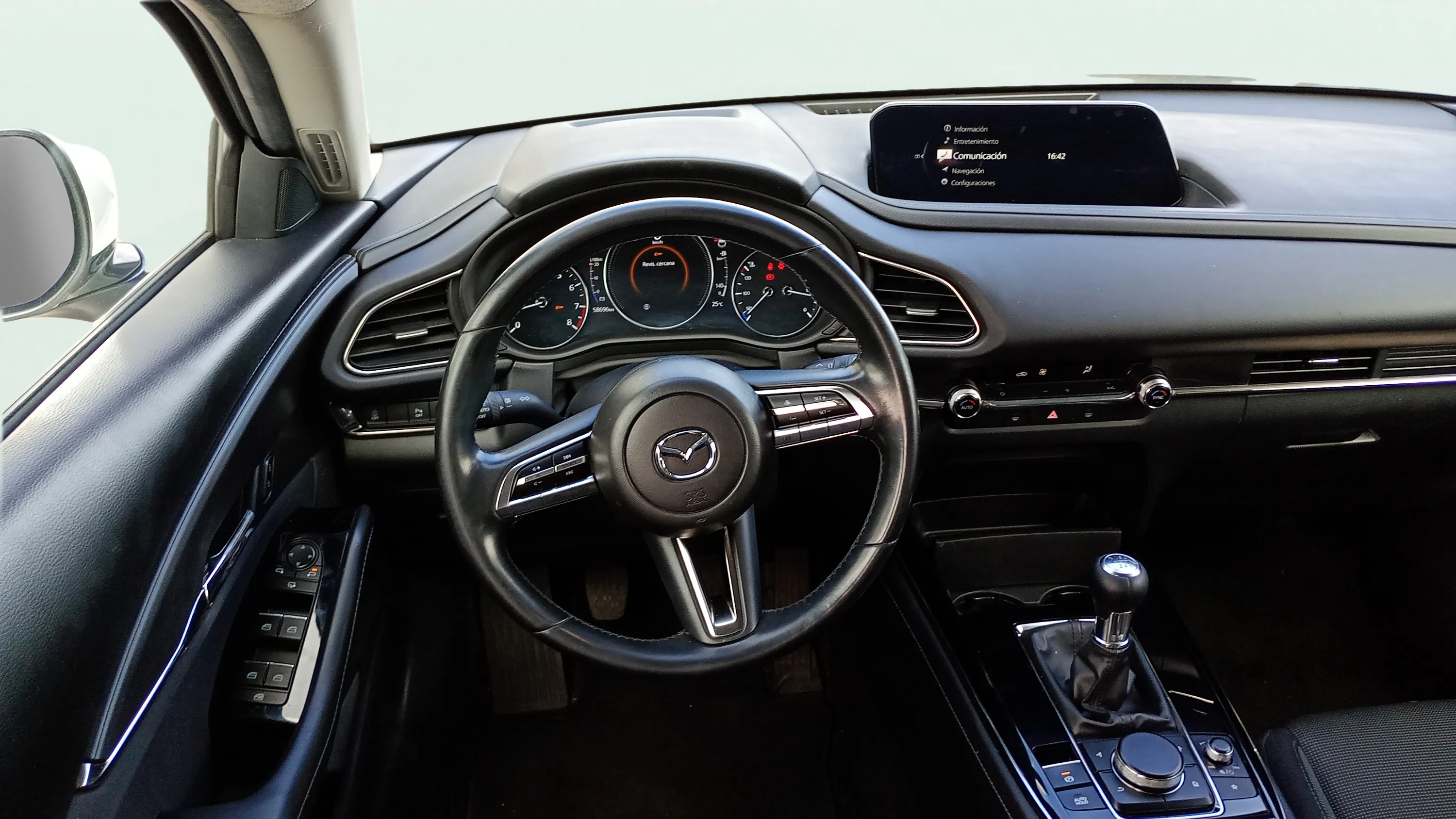 Mazda CX-30 e-SKYACTIV-X 2.0 Evolution - foto 10