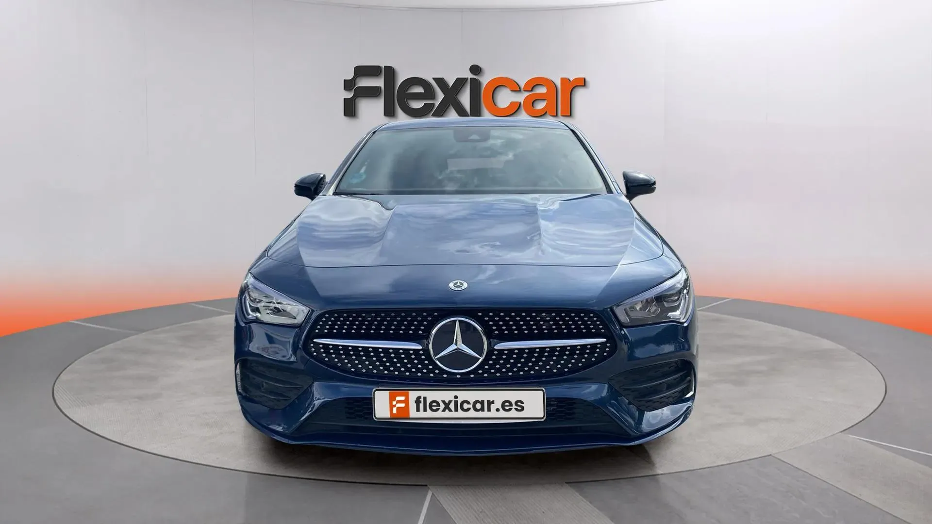Mercedes-Benz CLA 180 - foto 2