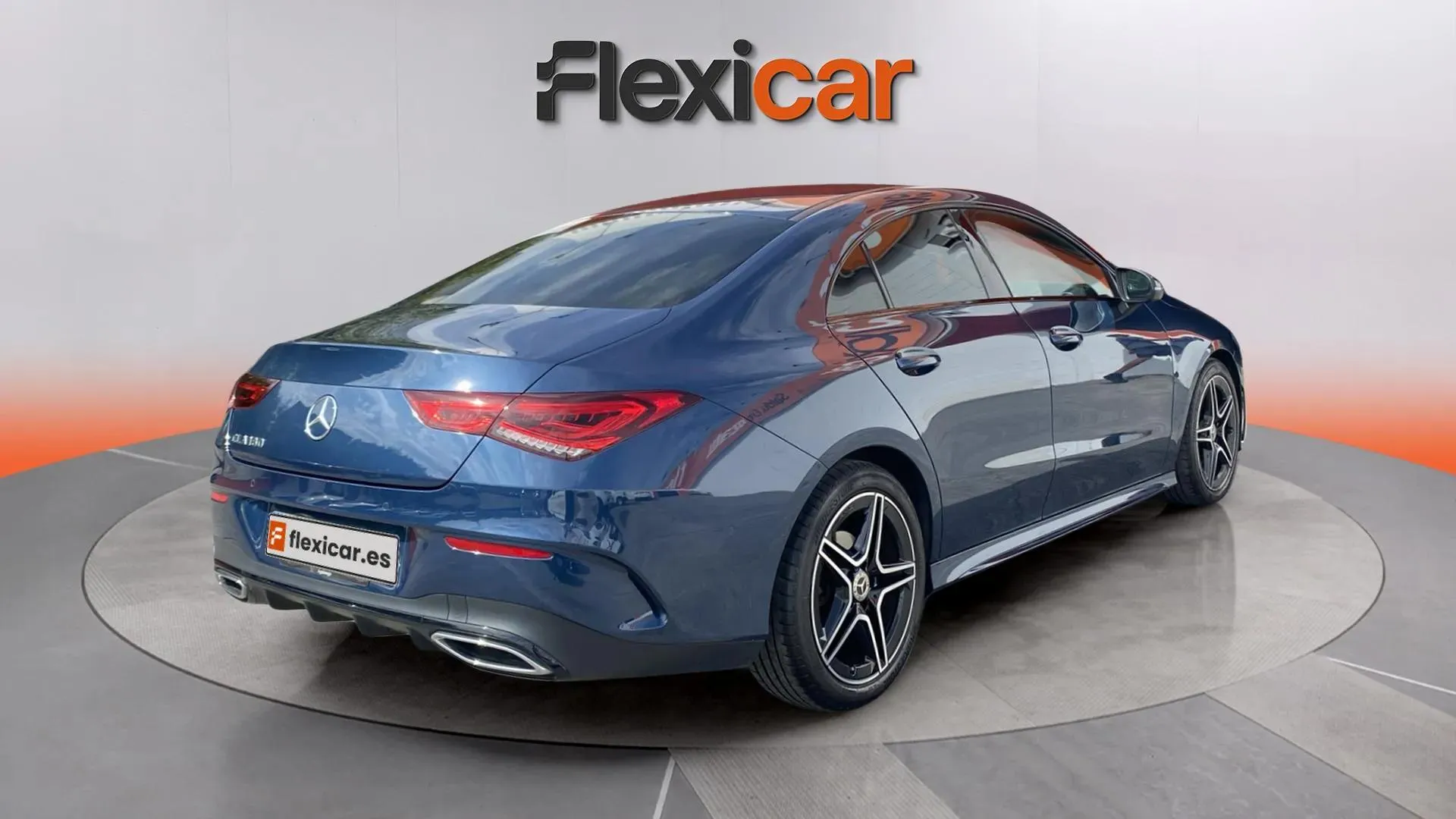 Mercedes-Benz CLA 180 - foto 9