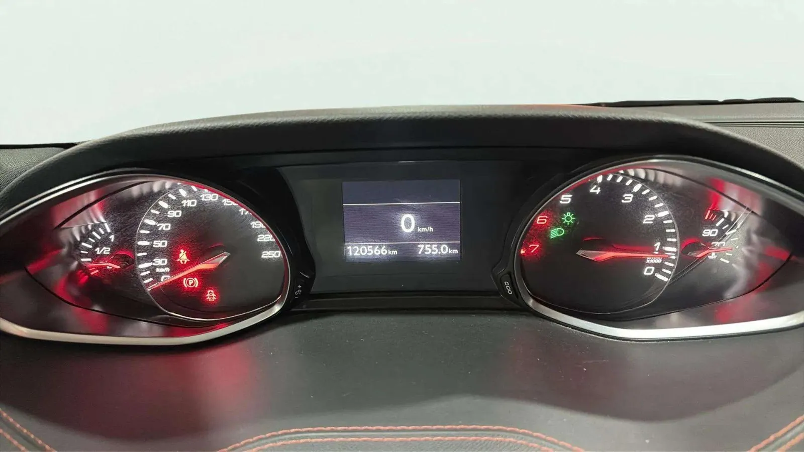 Peugeot 308 GT Line 1.2 PureTech - foto 9