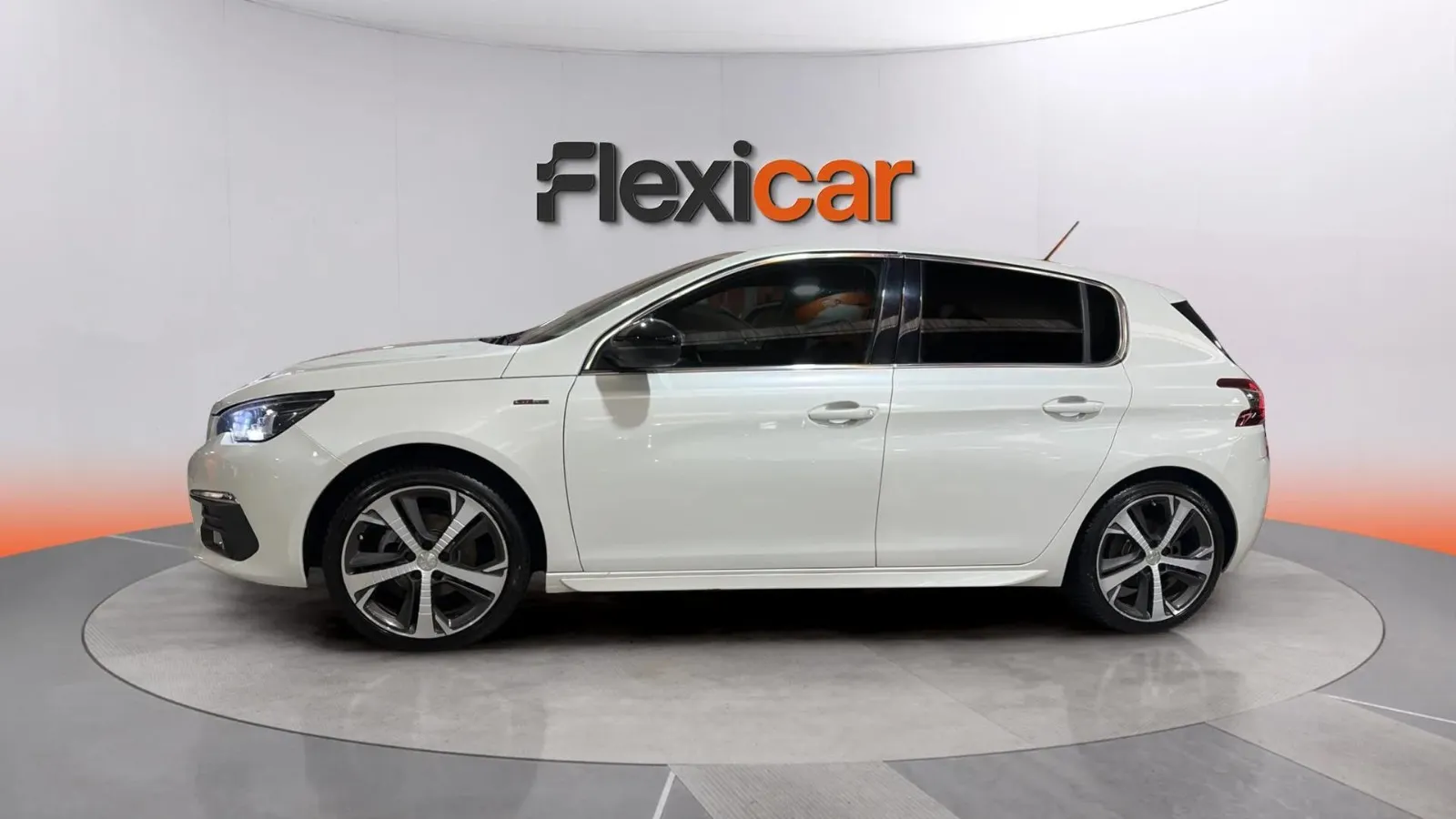 Peugeot 308 GT Line 1.2 PureTech - foto 4