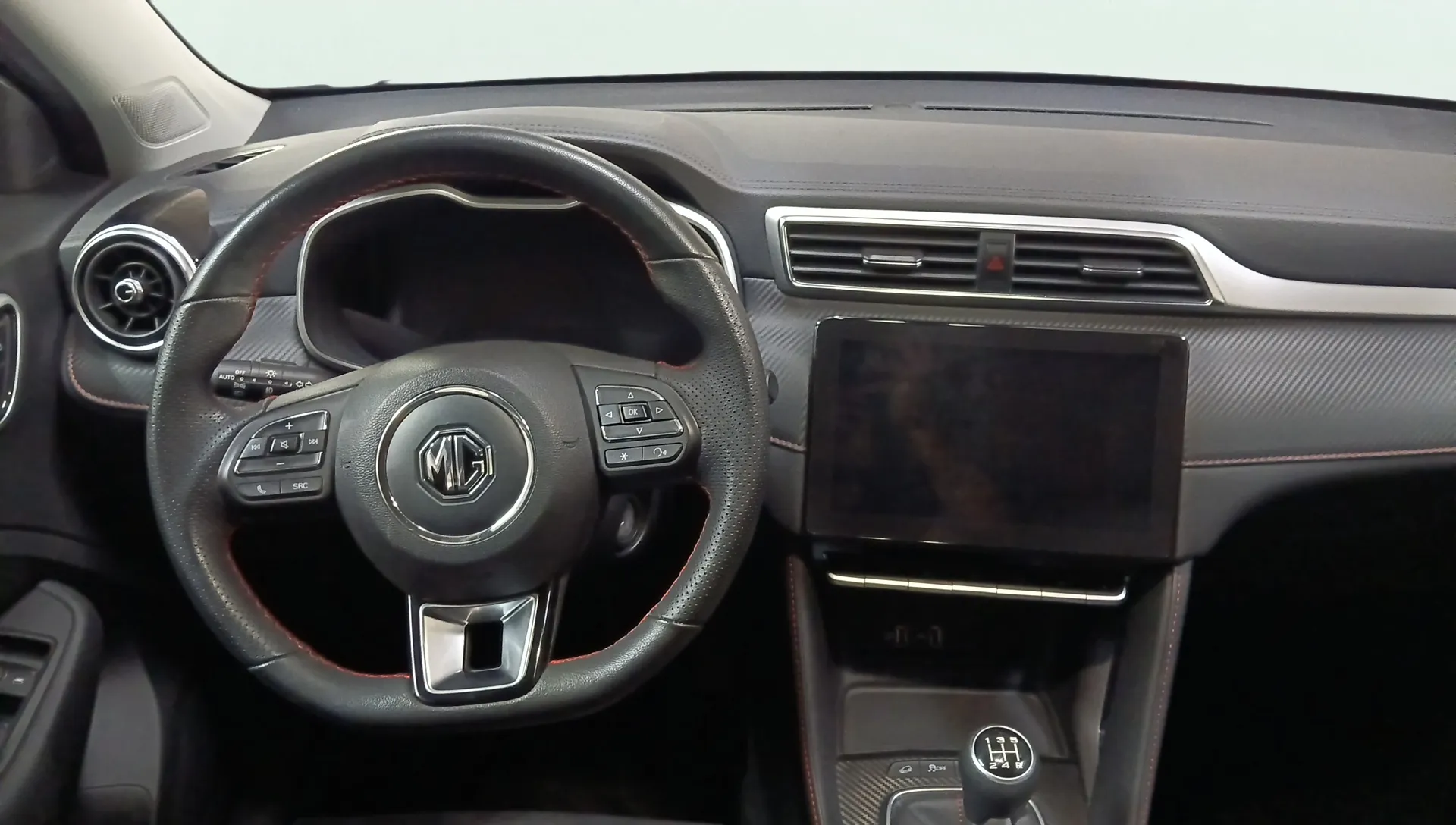 MG ZS 1.0T Luxury - foto 11