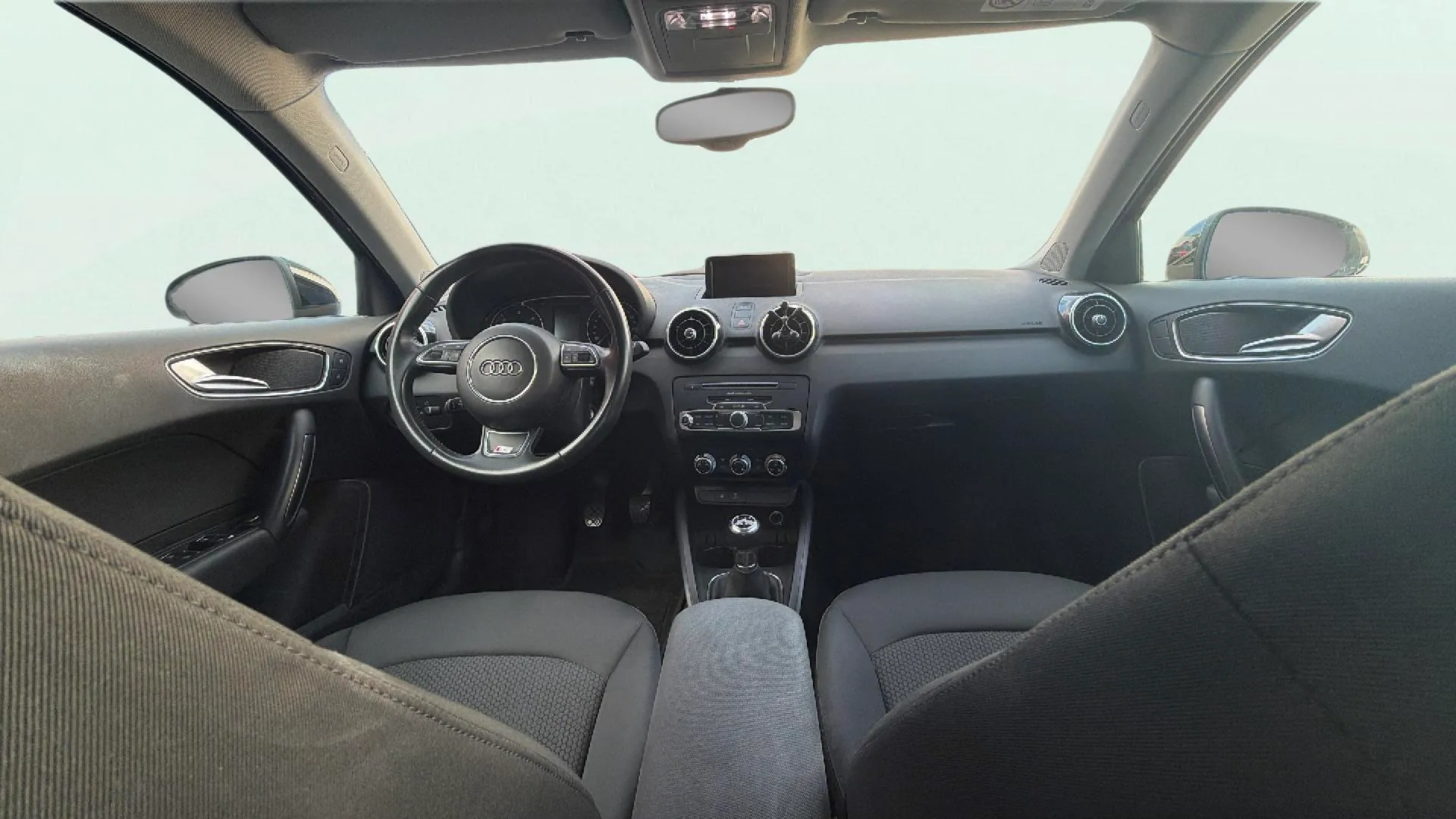 Audi A1 Adrenalin 1.6 TDI - foto 11