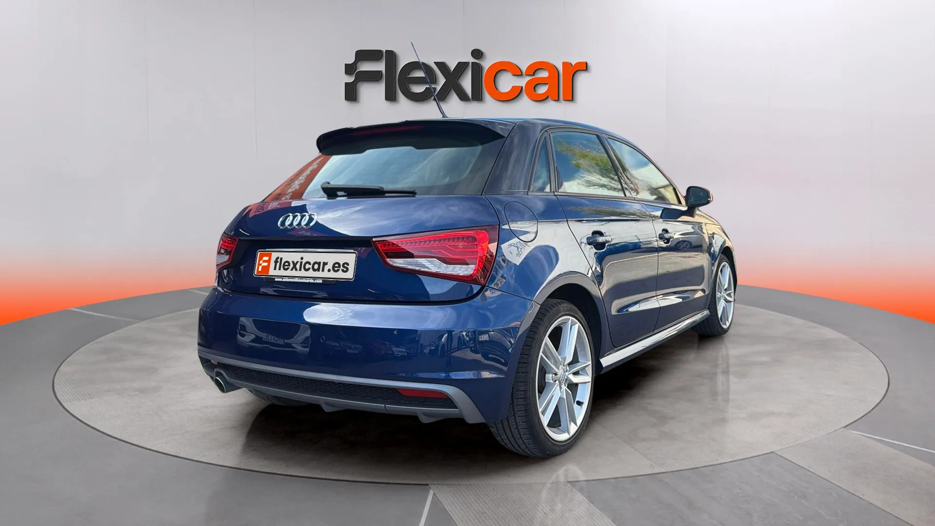 Audi A1 Adrenalin 1.6 TDI - foto 6